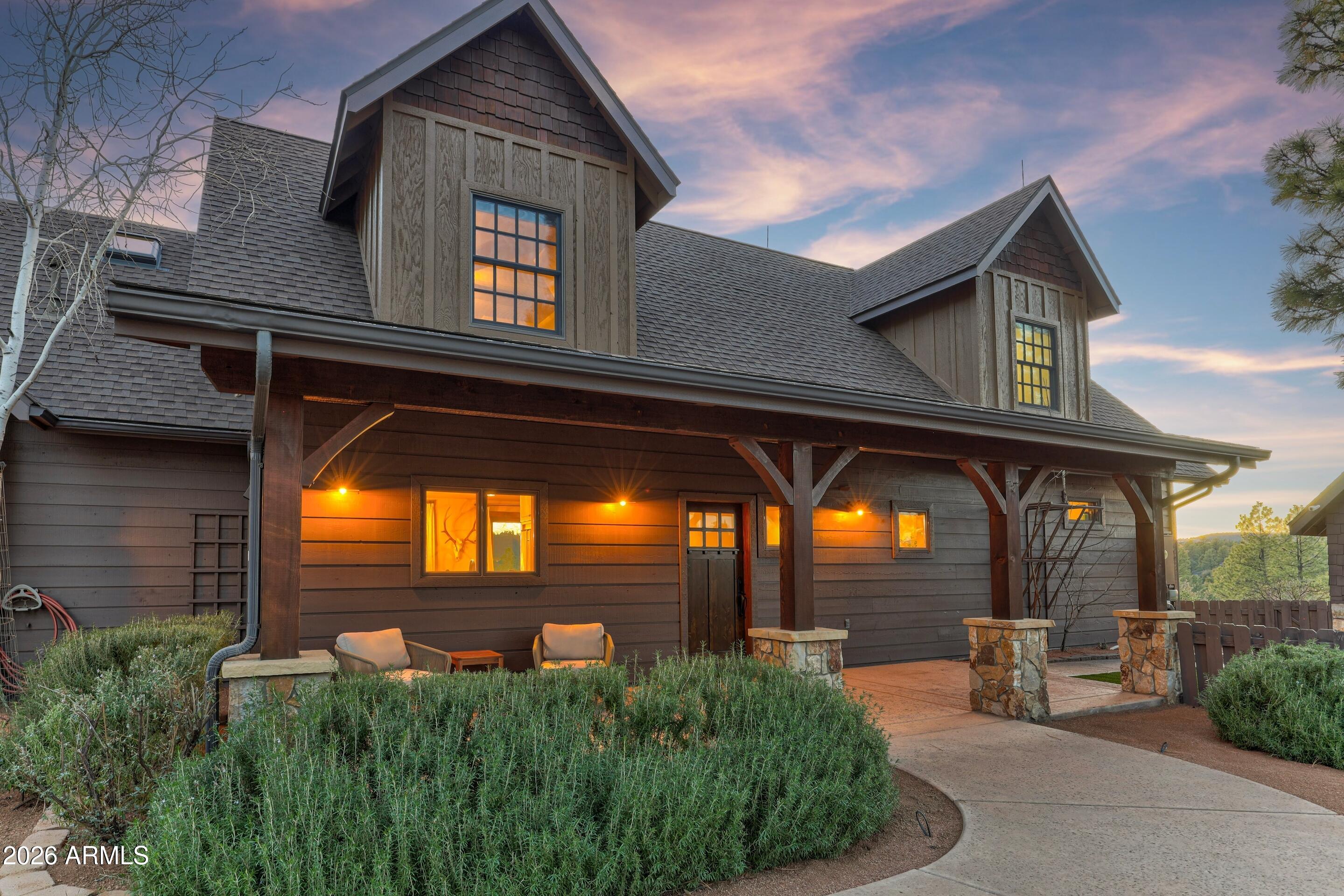 105 E Pine Ridge Drive