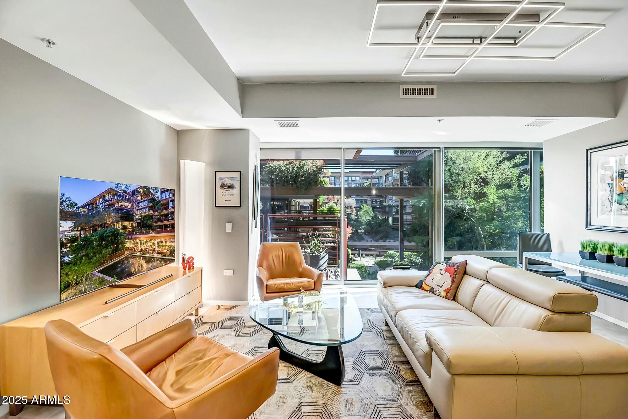 7131 E RANCHO VISTA Drive 3002