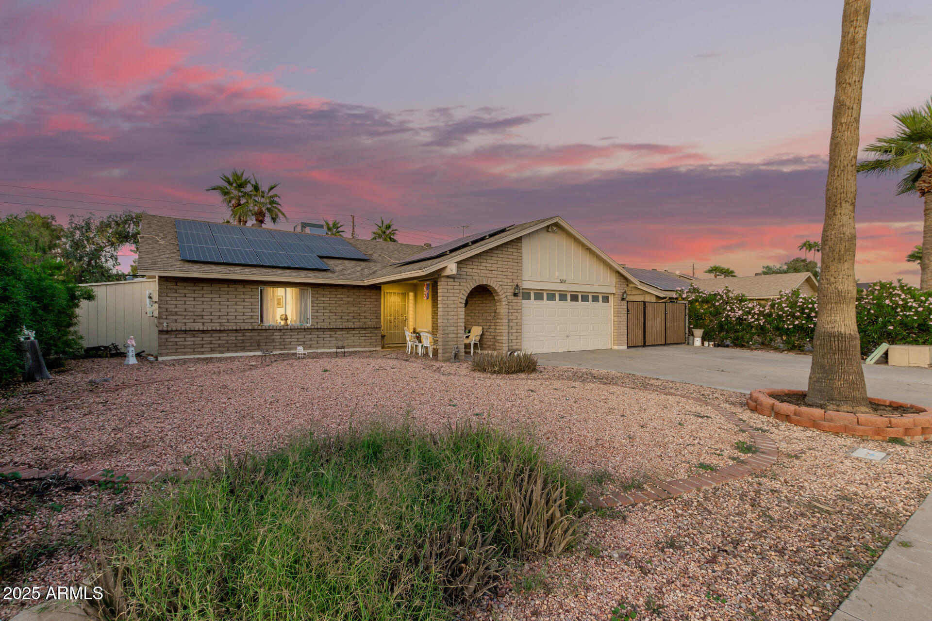 3208 W JUNIPER Avenue