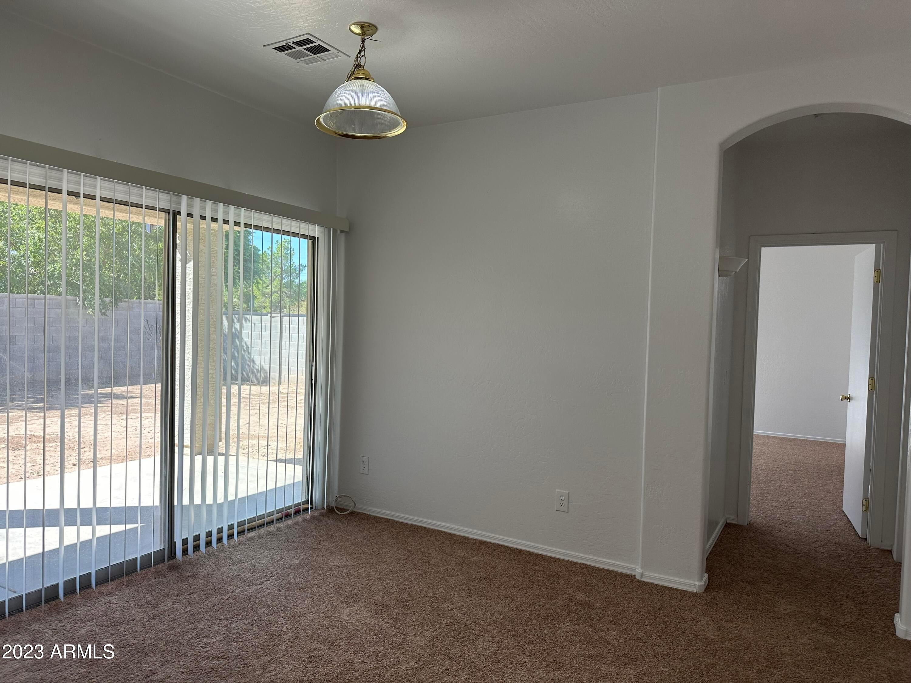 9711 W Horse Thief Pass