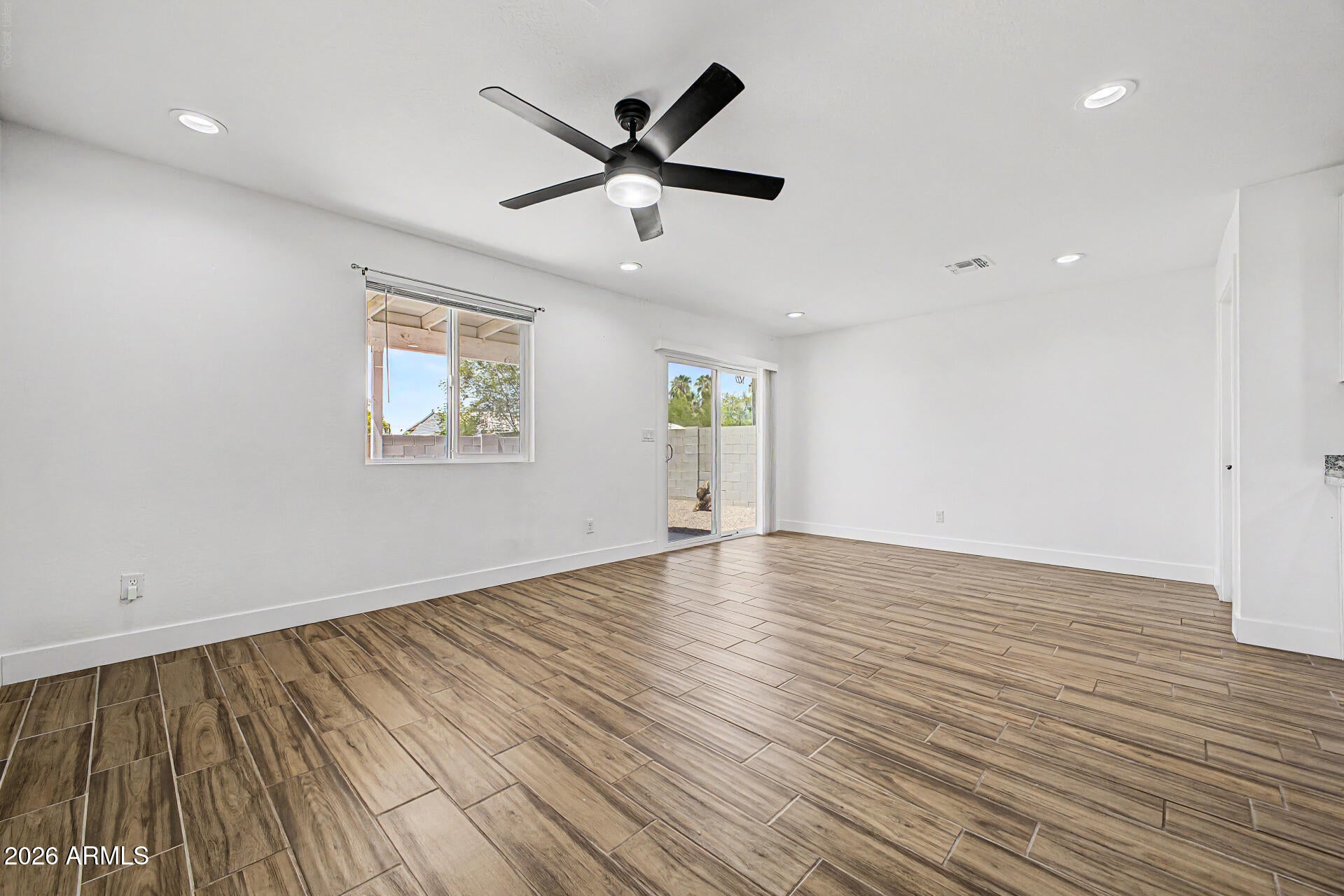 526 S CRISMON Road