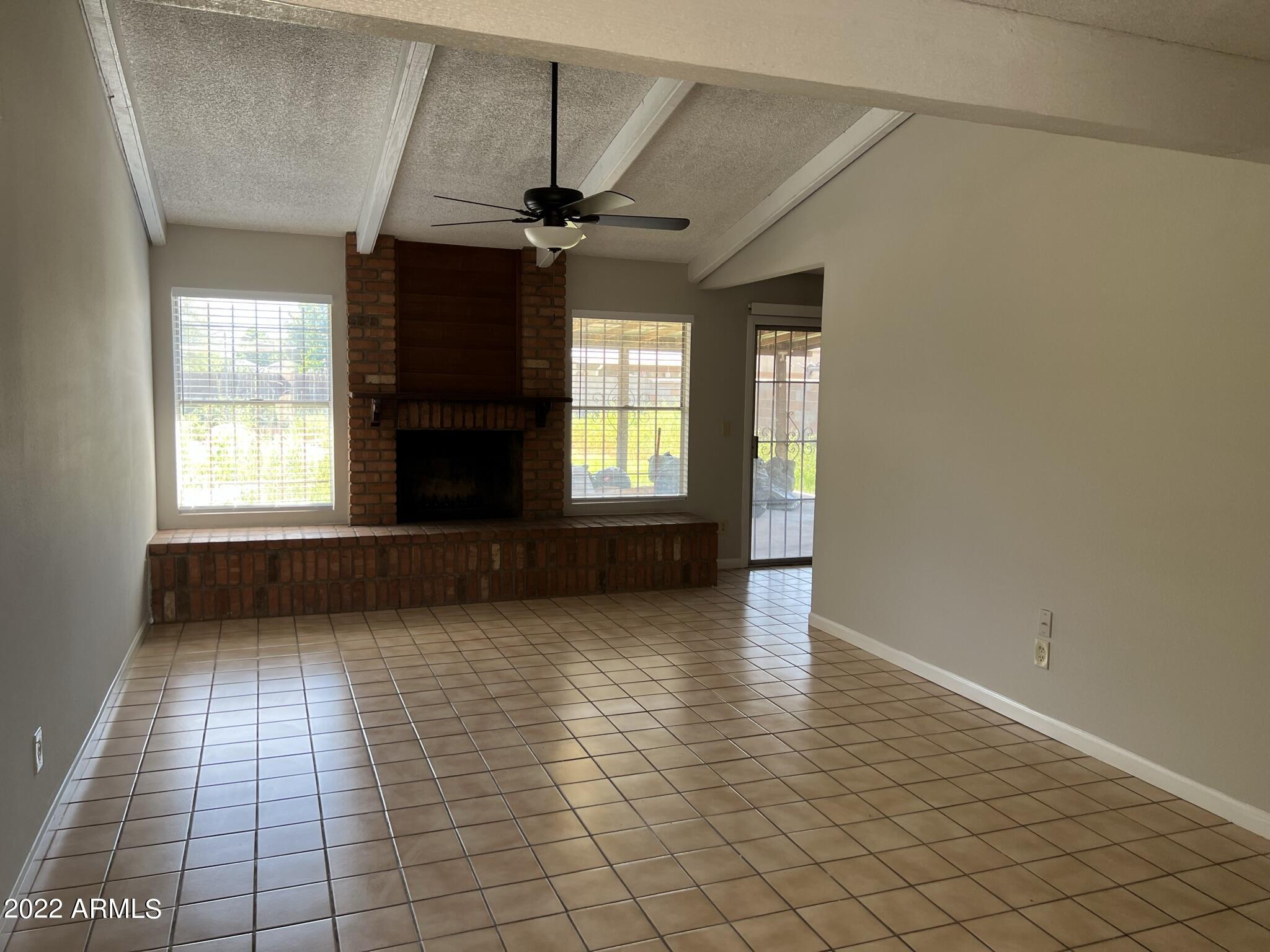 7827 W COLLEGE Drive