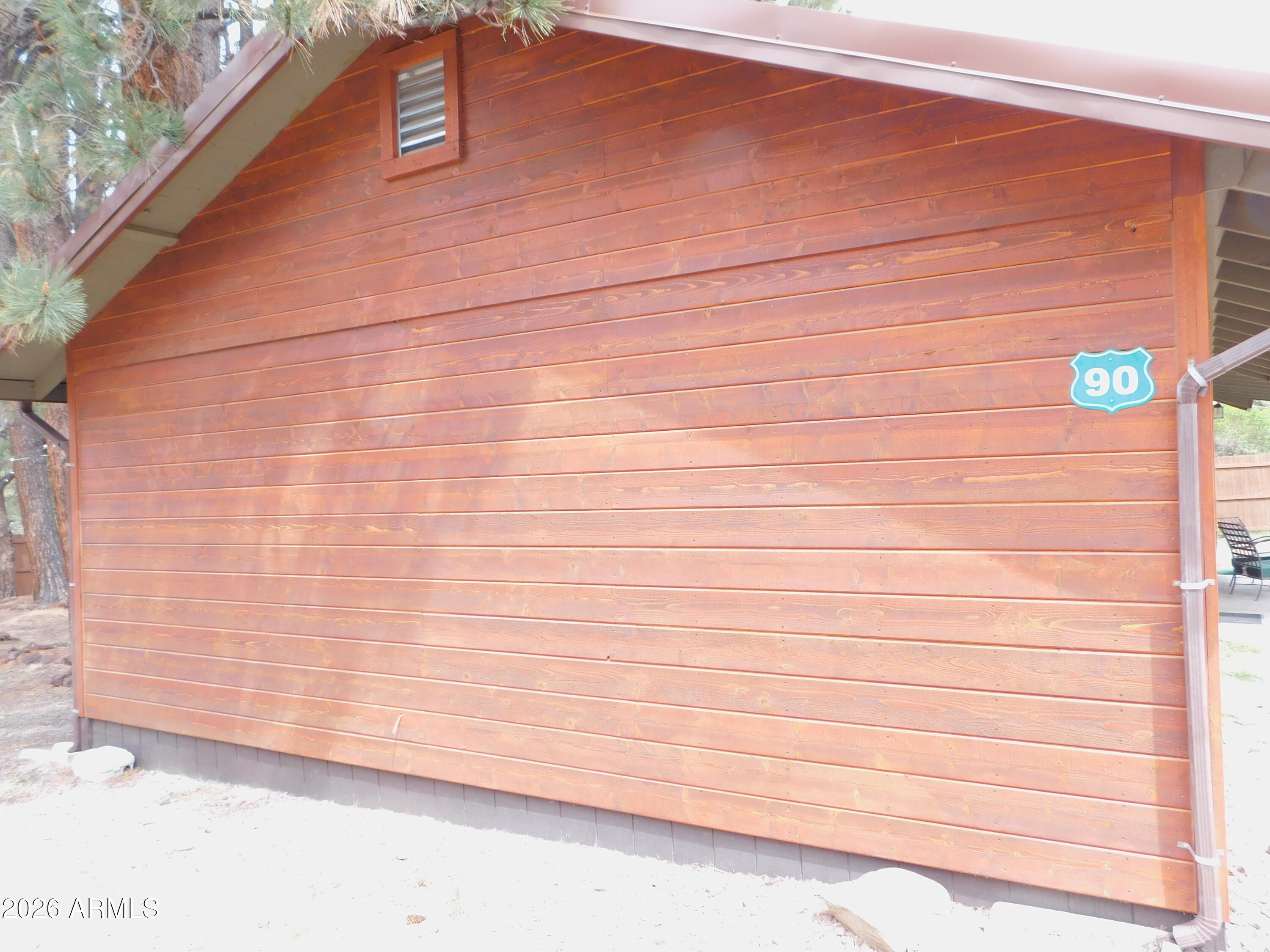 32 1009 UNIT 10 (CABIN 90) --