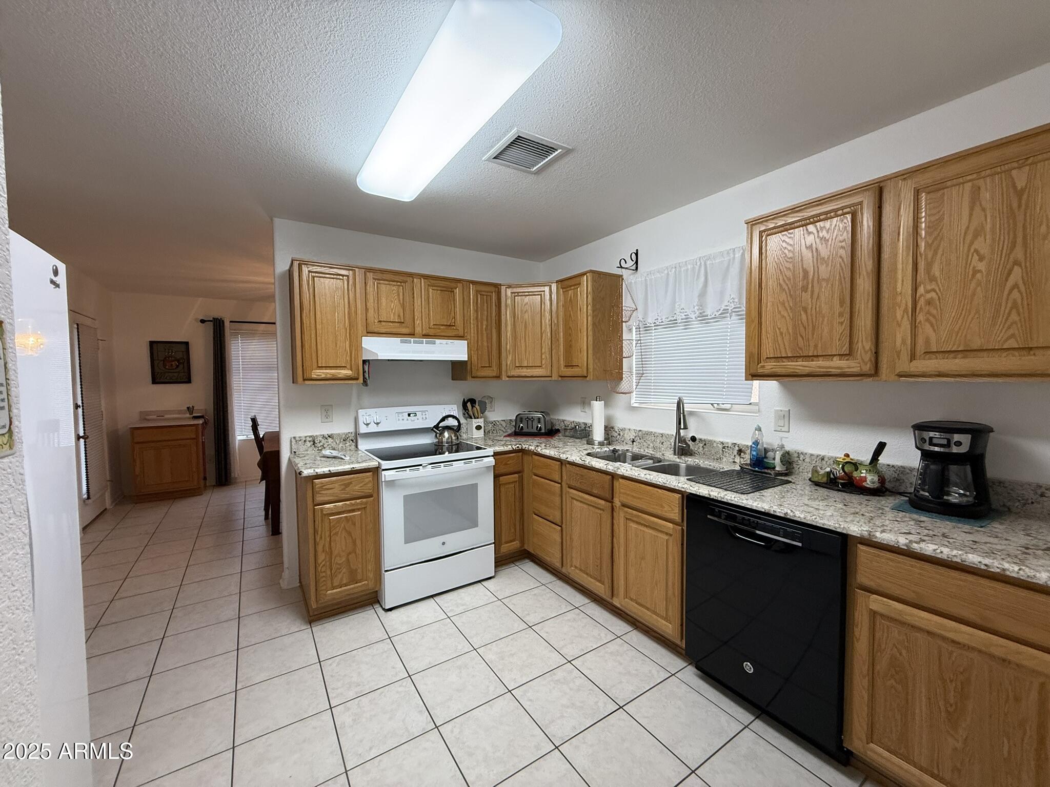 MESA VERDE ESTATES - Residential