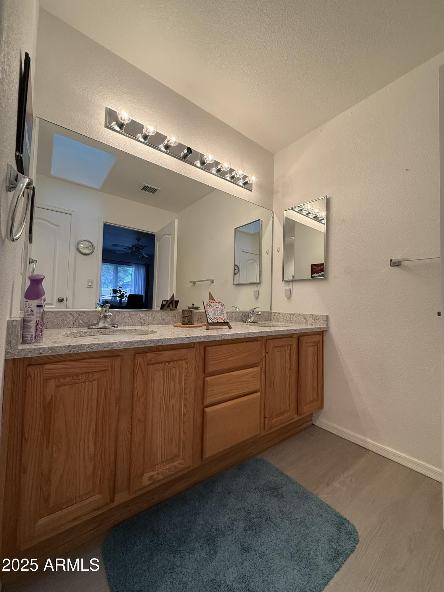 MESA VERDE ESTATES - Residential