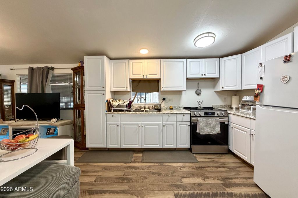 Photo of 7810 W Peoria Avenue #128, Peoria, AZ 85345 (MLS # 6990327)