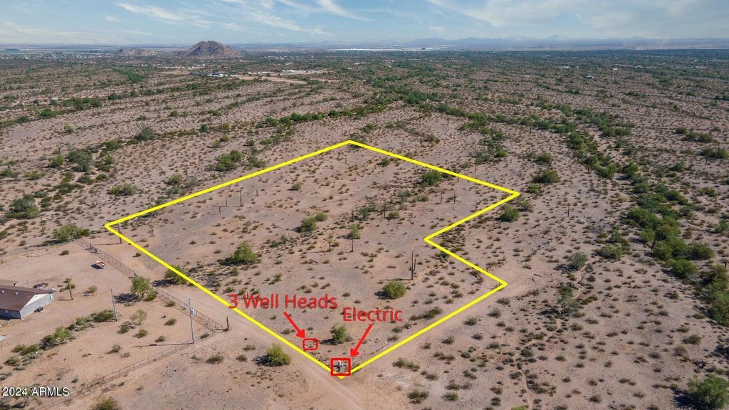 Photo of 48780 W Clark Place #21, Maricopa, AZ 85139 (MLS # 6721489)
