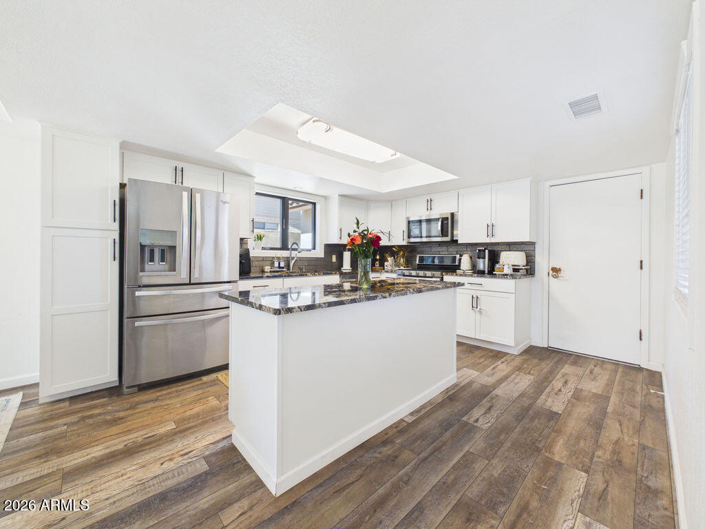 3414 Oak Hill Street