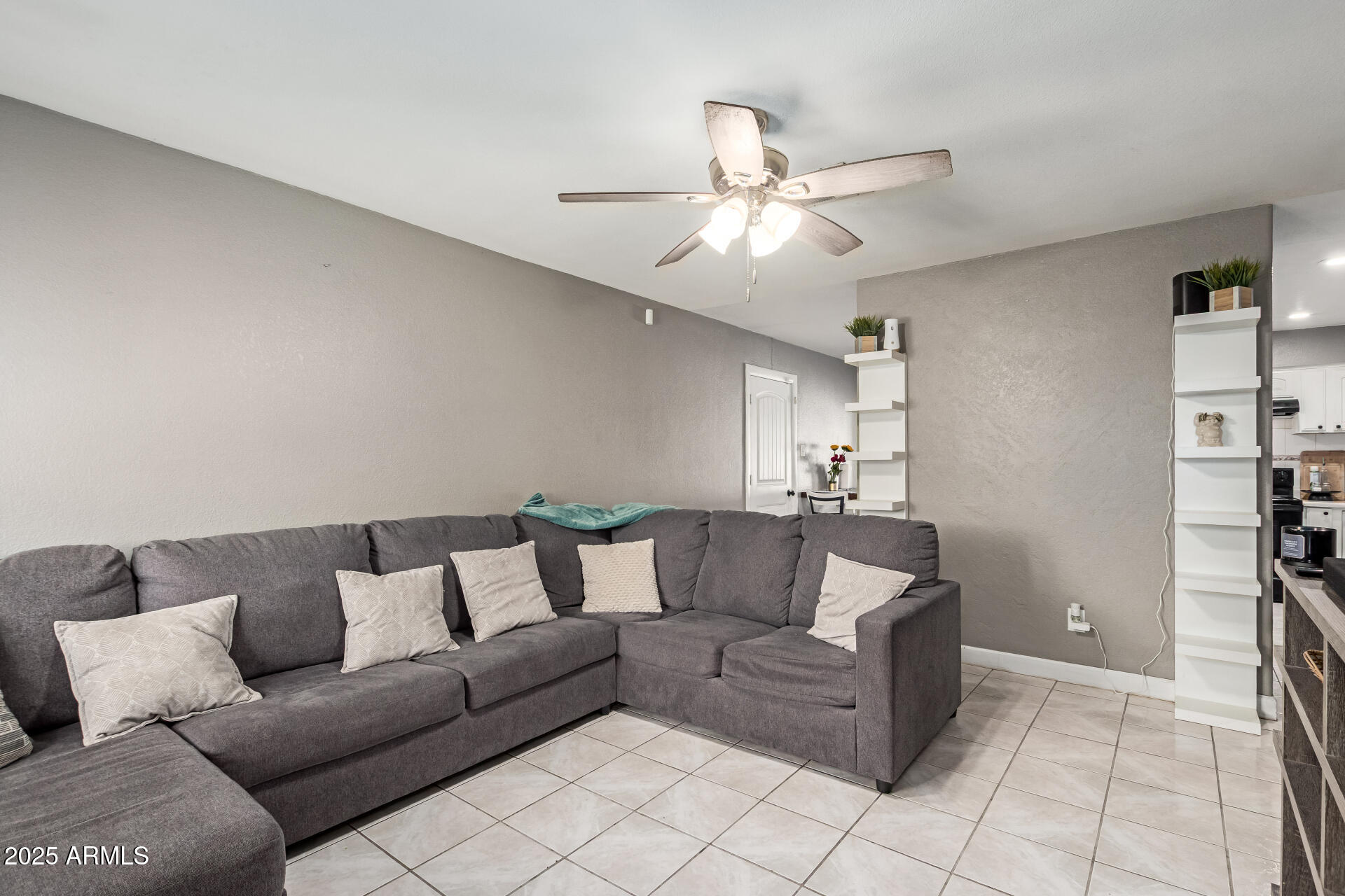 Homes 1 8114 W FAIRMOUNT Avenue