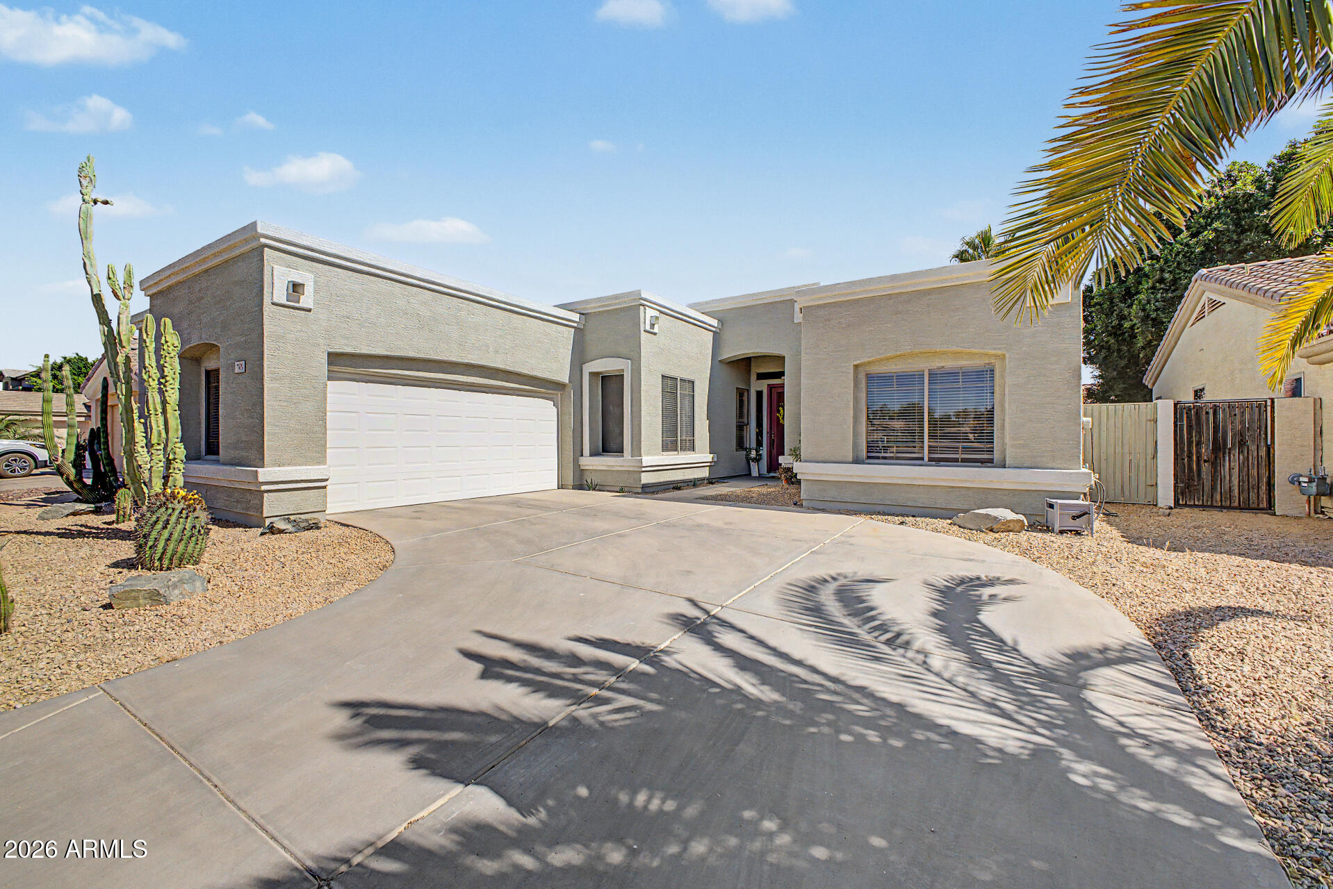 765 W EBONY Way