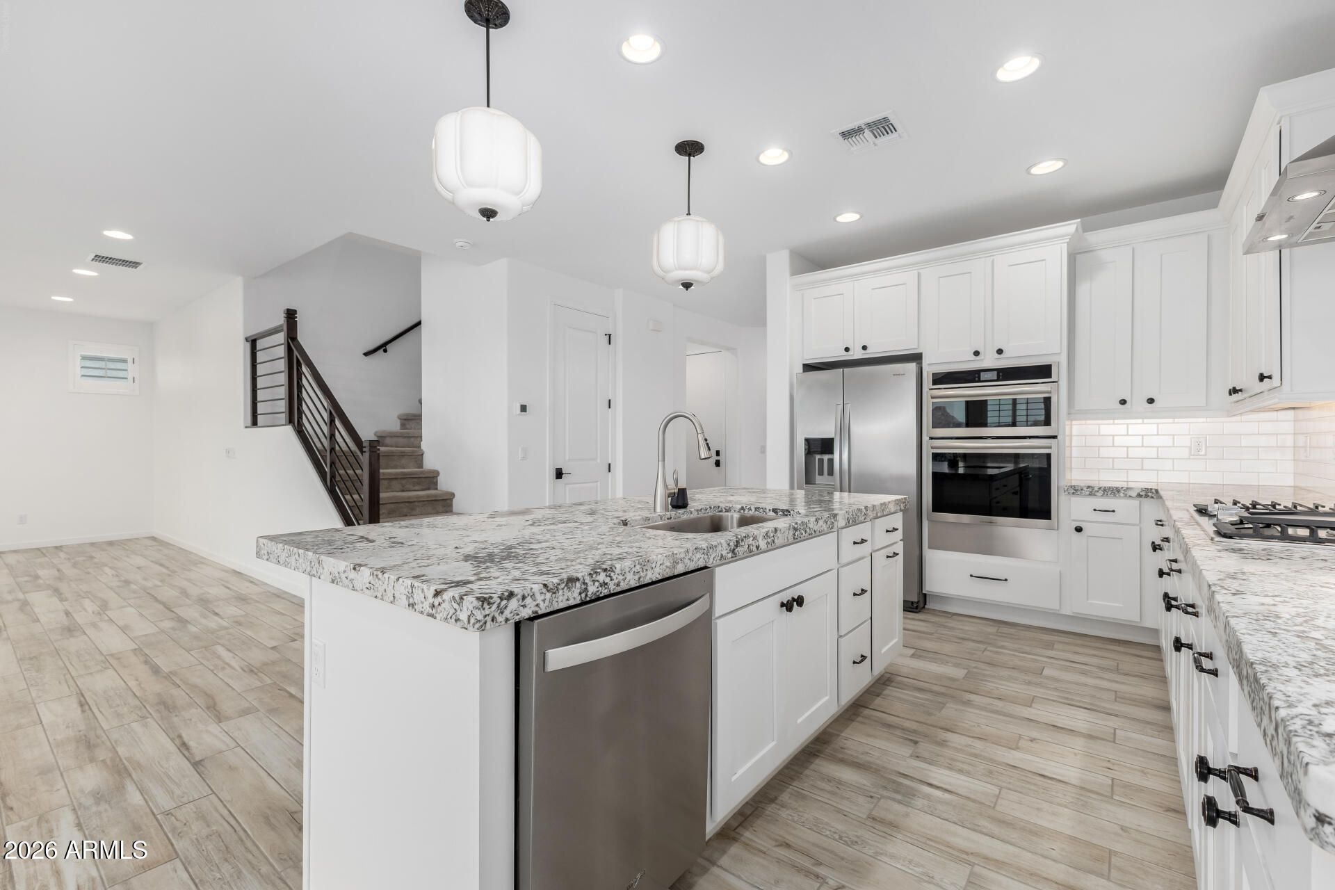 5632 E SANDIA Street