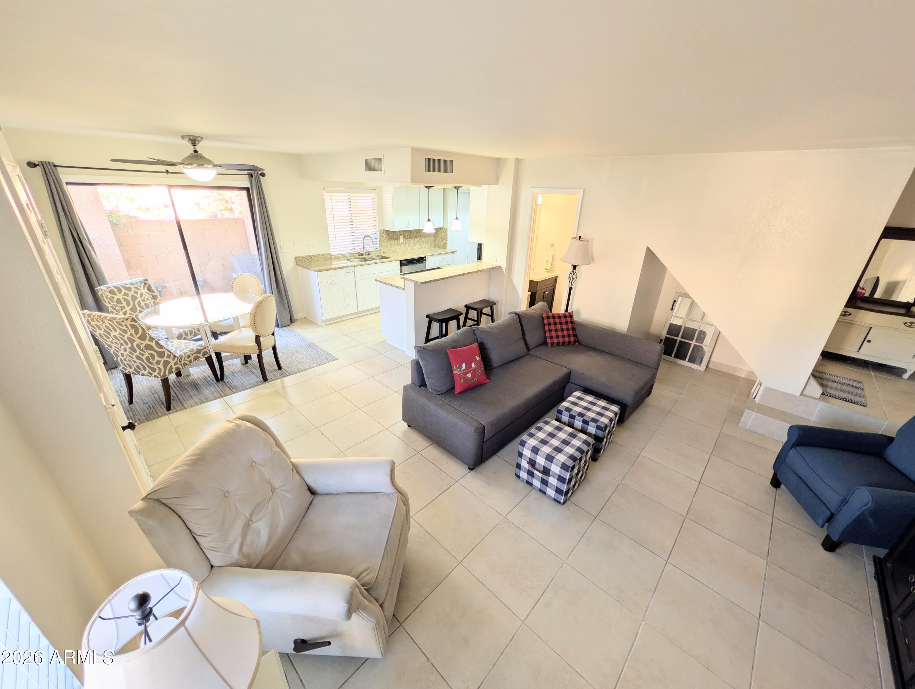 10421 N 11TH Street N 3