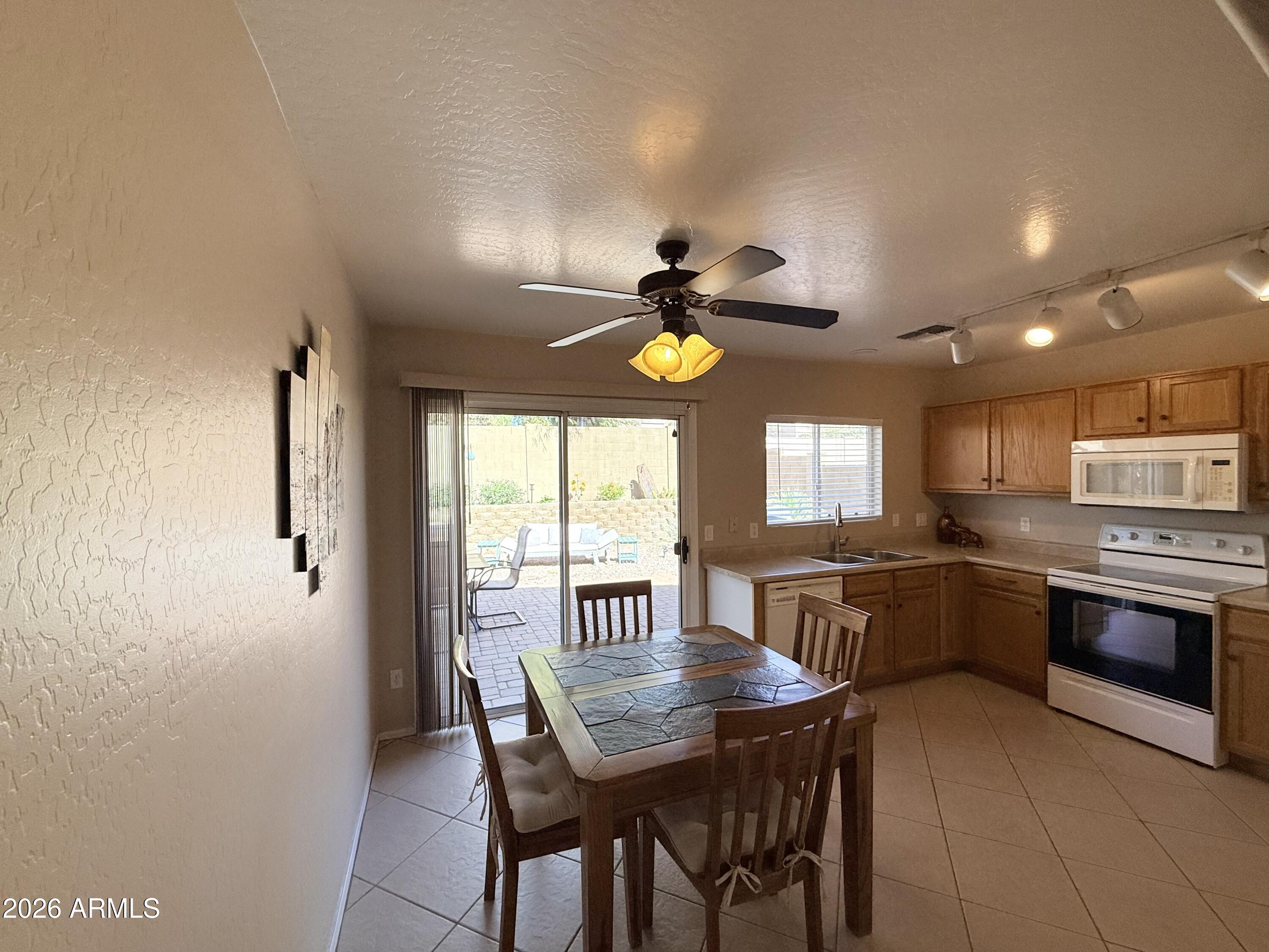 22812 W GARDENIA Drive