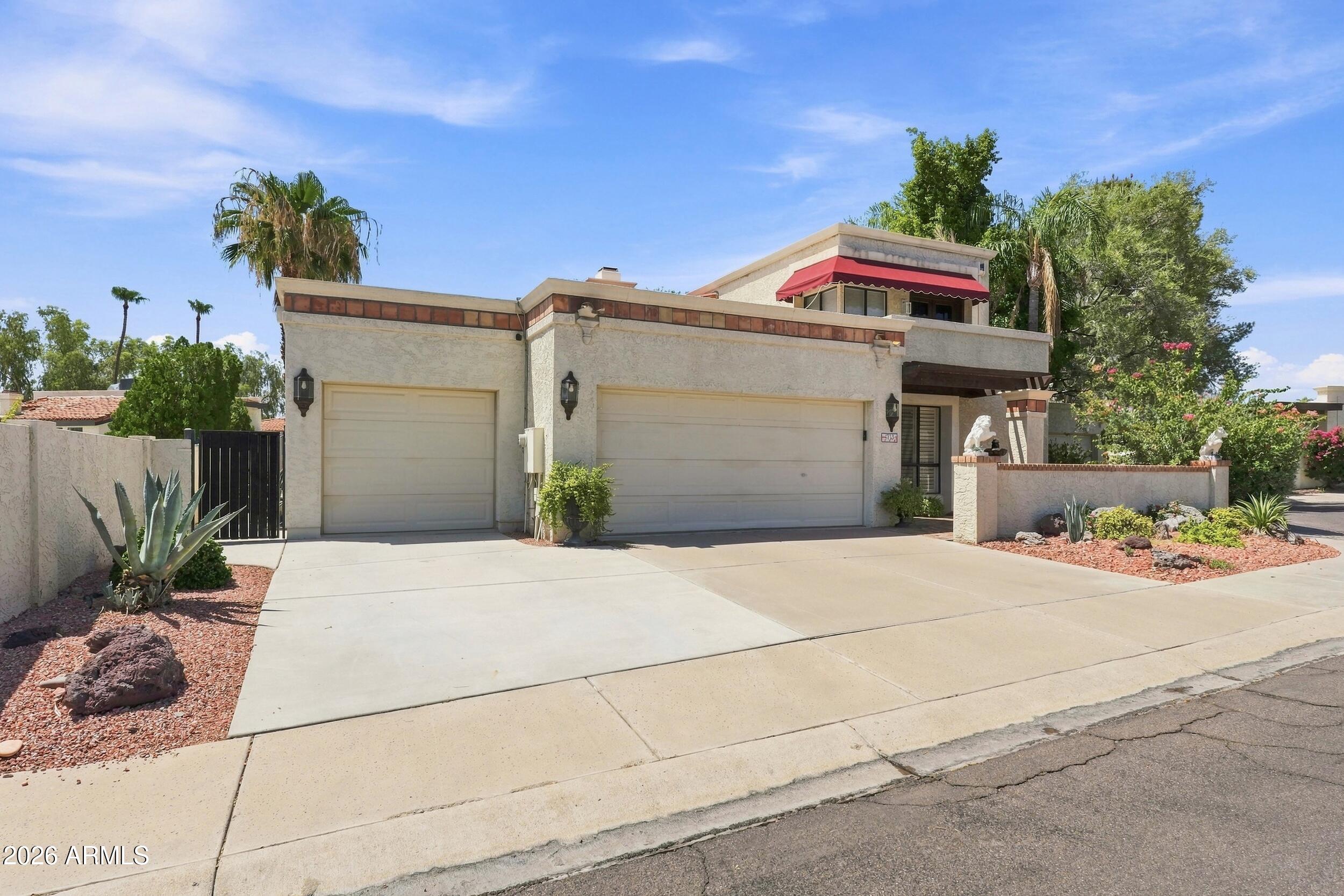 4713 E MONTE Way