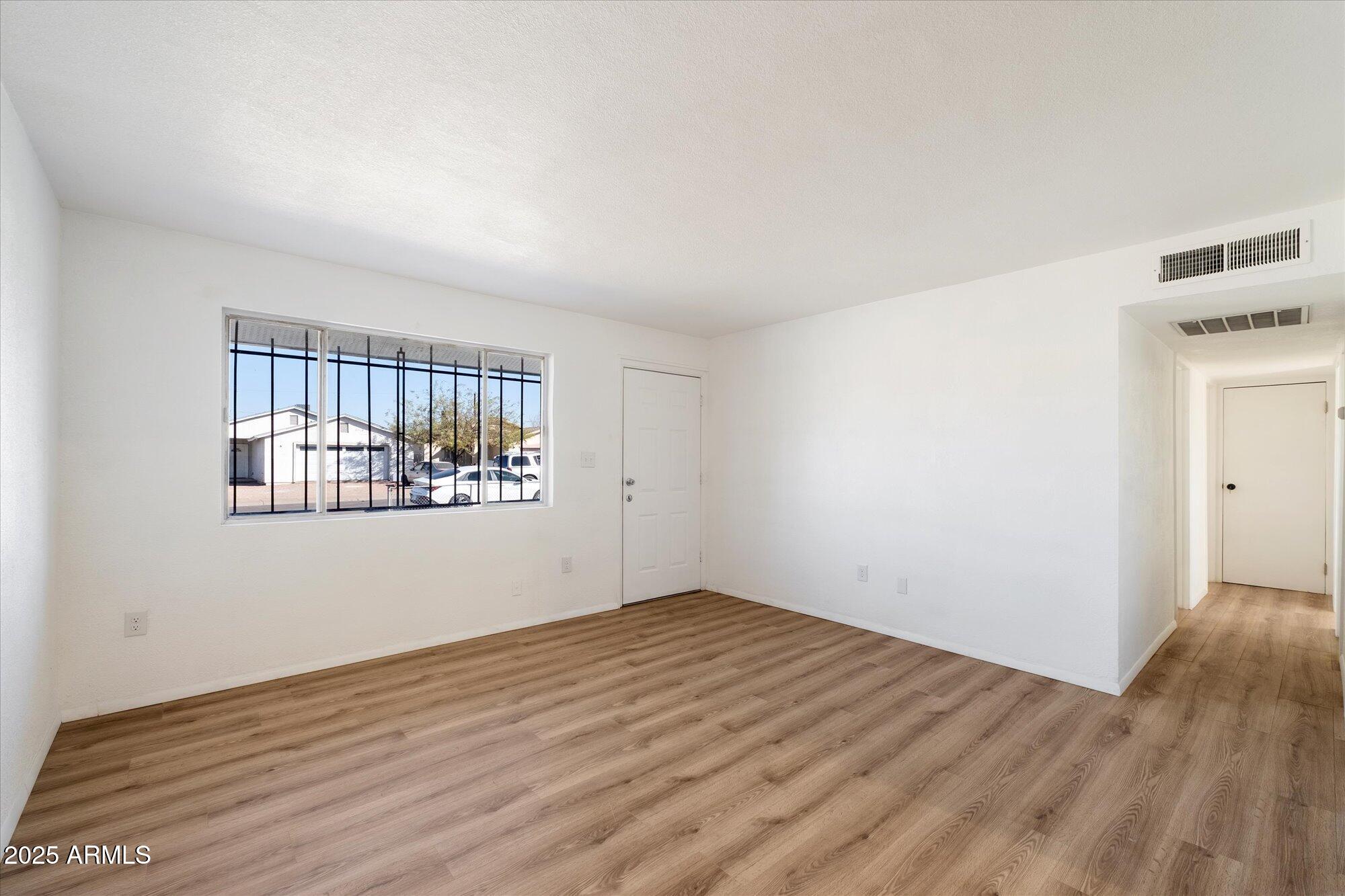 737 W JONES Avenue