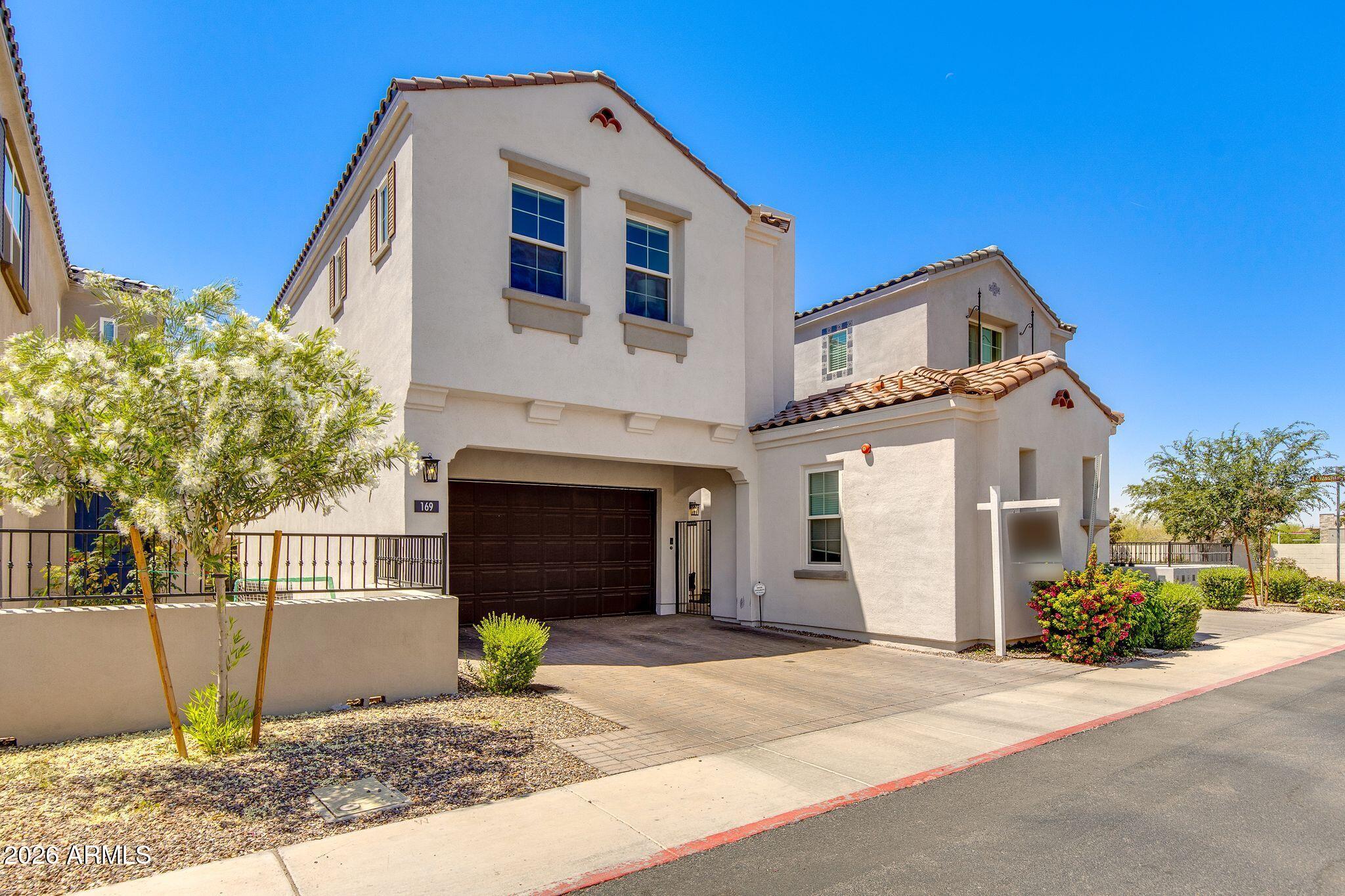 169 E BALSAM Drive