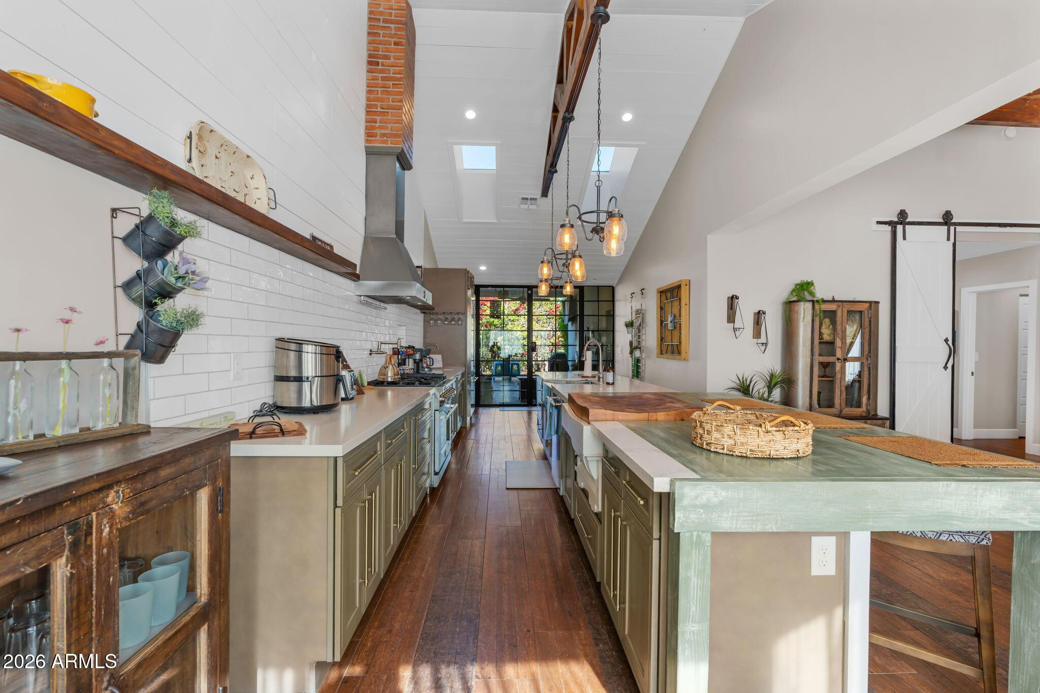 4402 E Turney Avenue