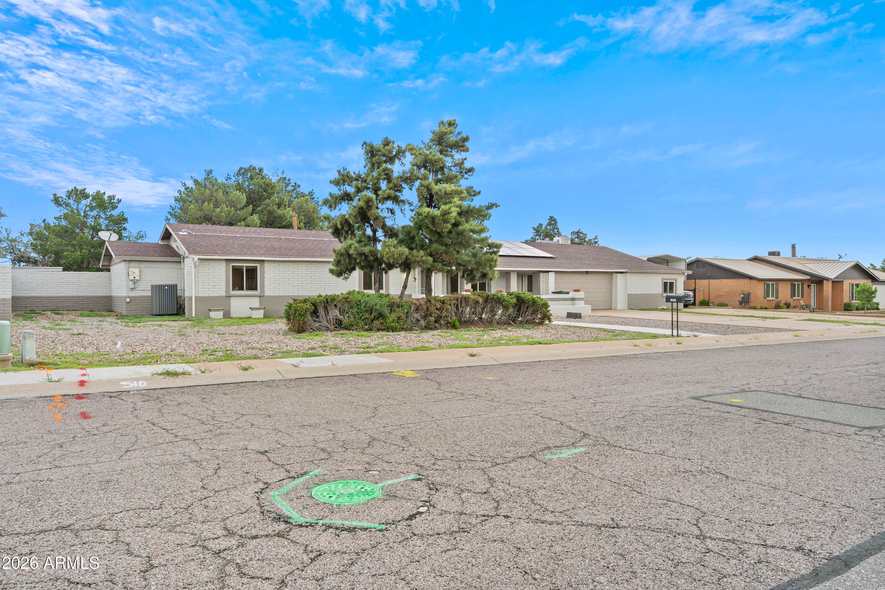 1931 E CRISTINA Avenue