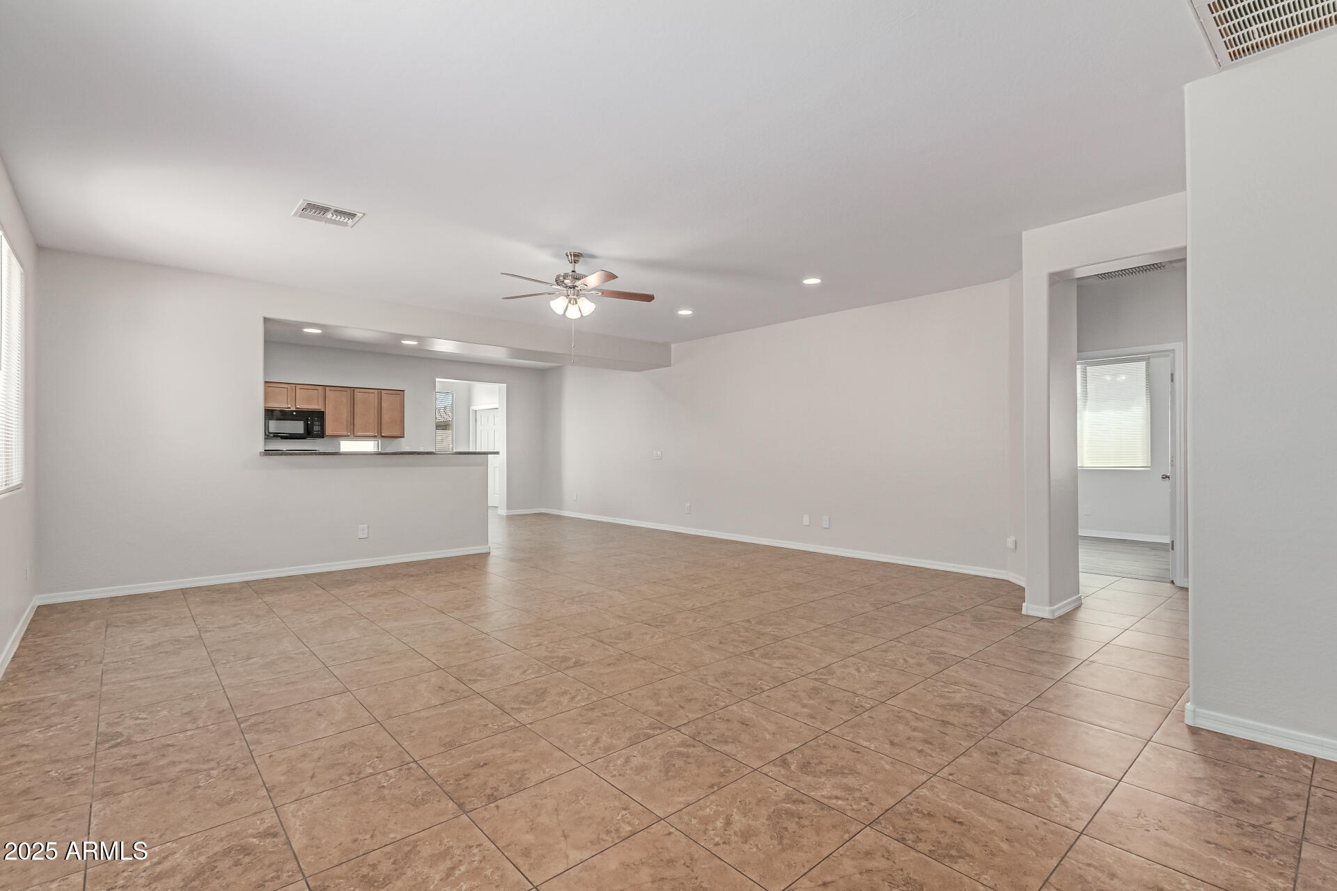 12224 W SAGUARO Lane