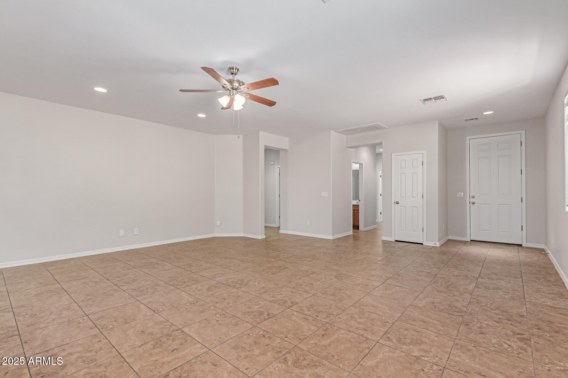 12224 W SAGUARO Lane