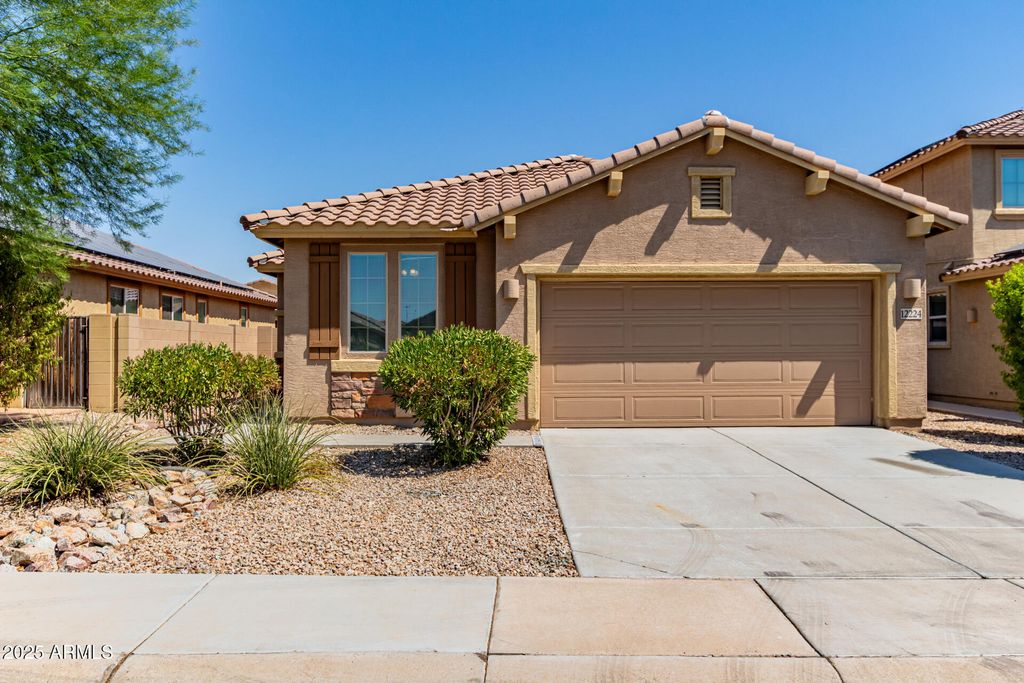 Photo of 12224 W Saguaro Lane, El Mirage, AZ 85335 (MLS # 6905687)