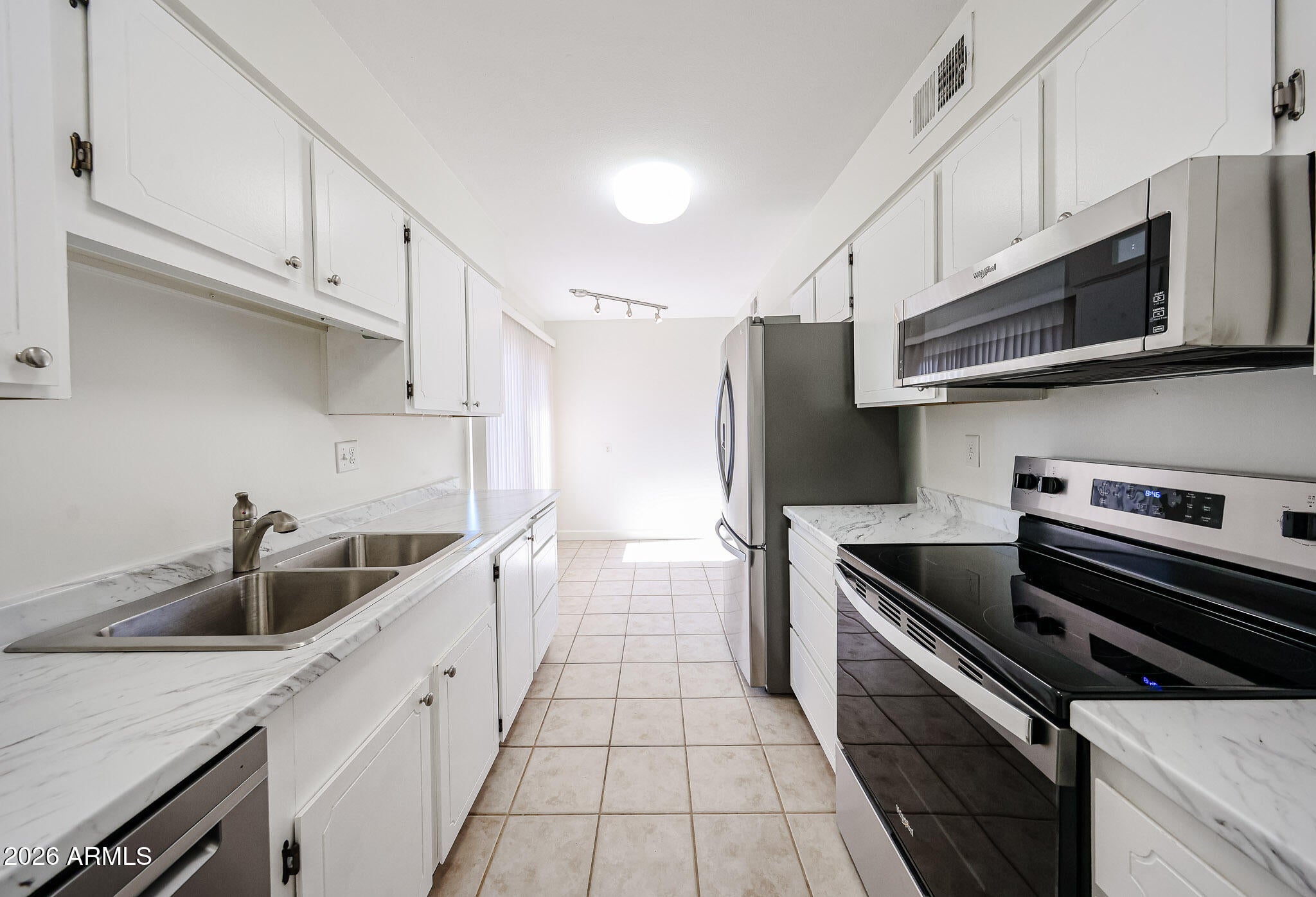 10833 W SANTA FE Drive