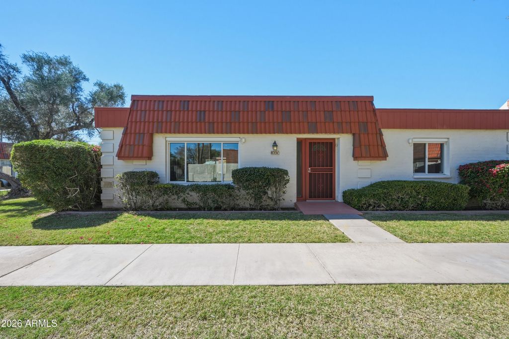 Photo of 8331 E Indian School Road, Scottsdale, AZ 85251 (MLS # 6995821)