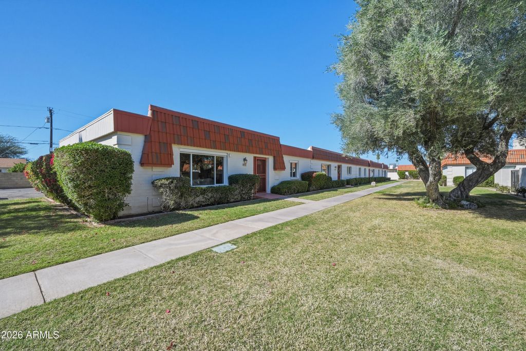 Photo of 8331 E Indian School Road, Scottsdale, AZ 85251 (MLS # 6995821)