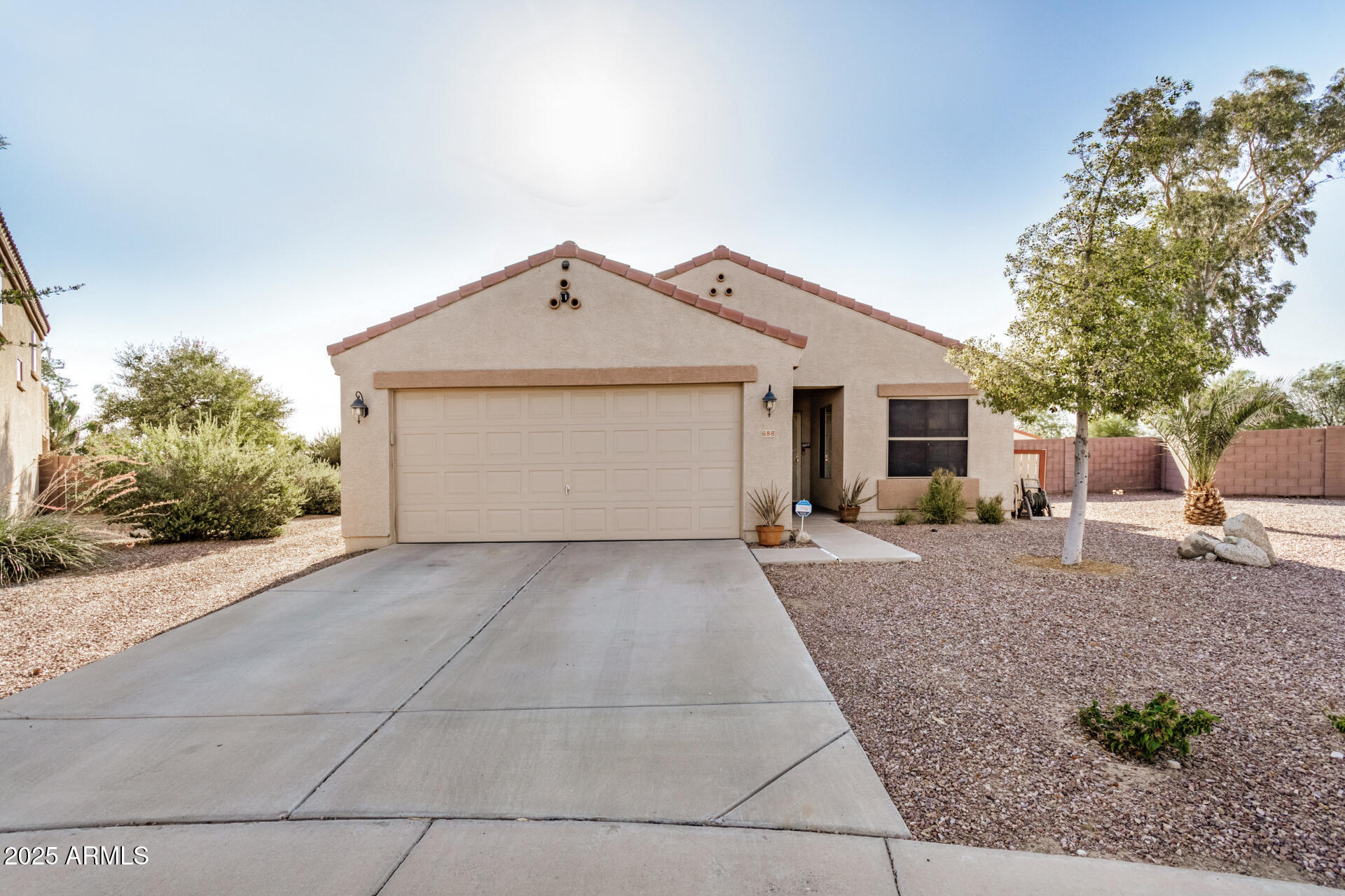 688 W LUCKY PENNY Place
