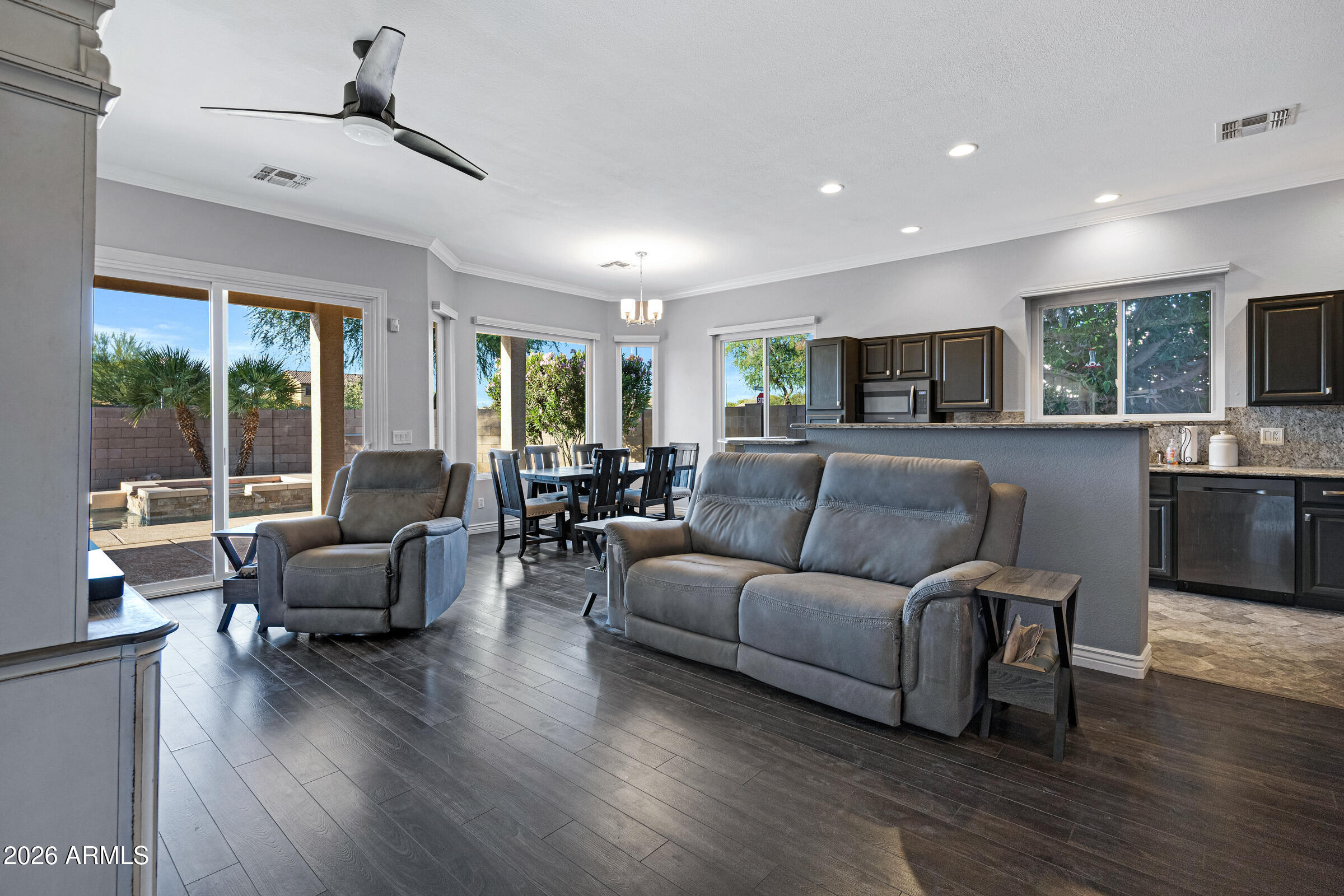 700 W CHERRYWOOD Drive