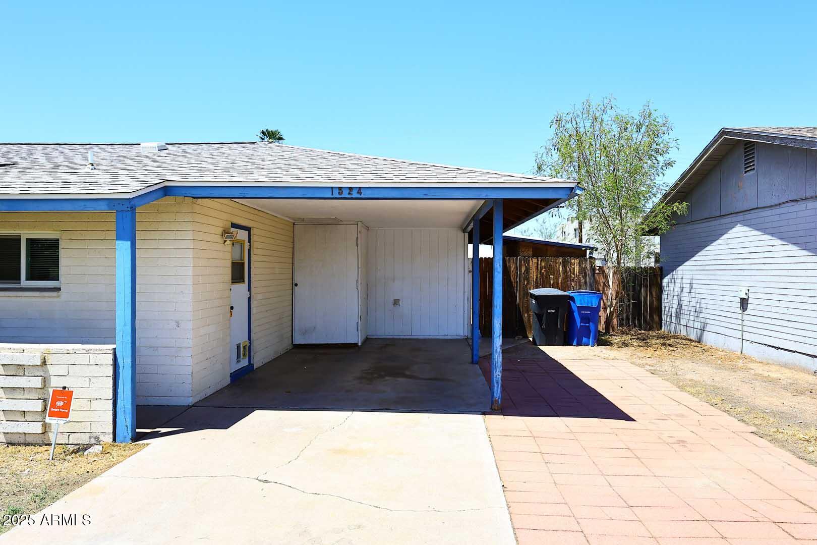 1524 W 7TH Street