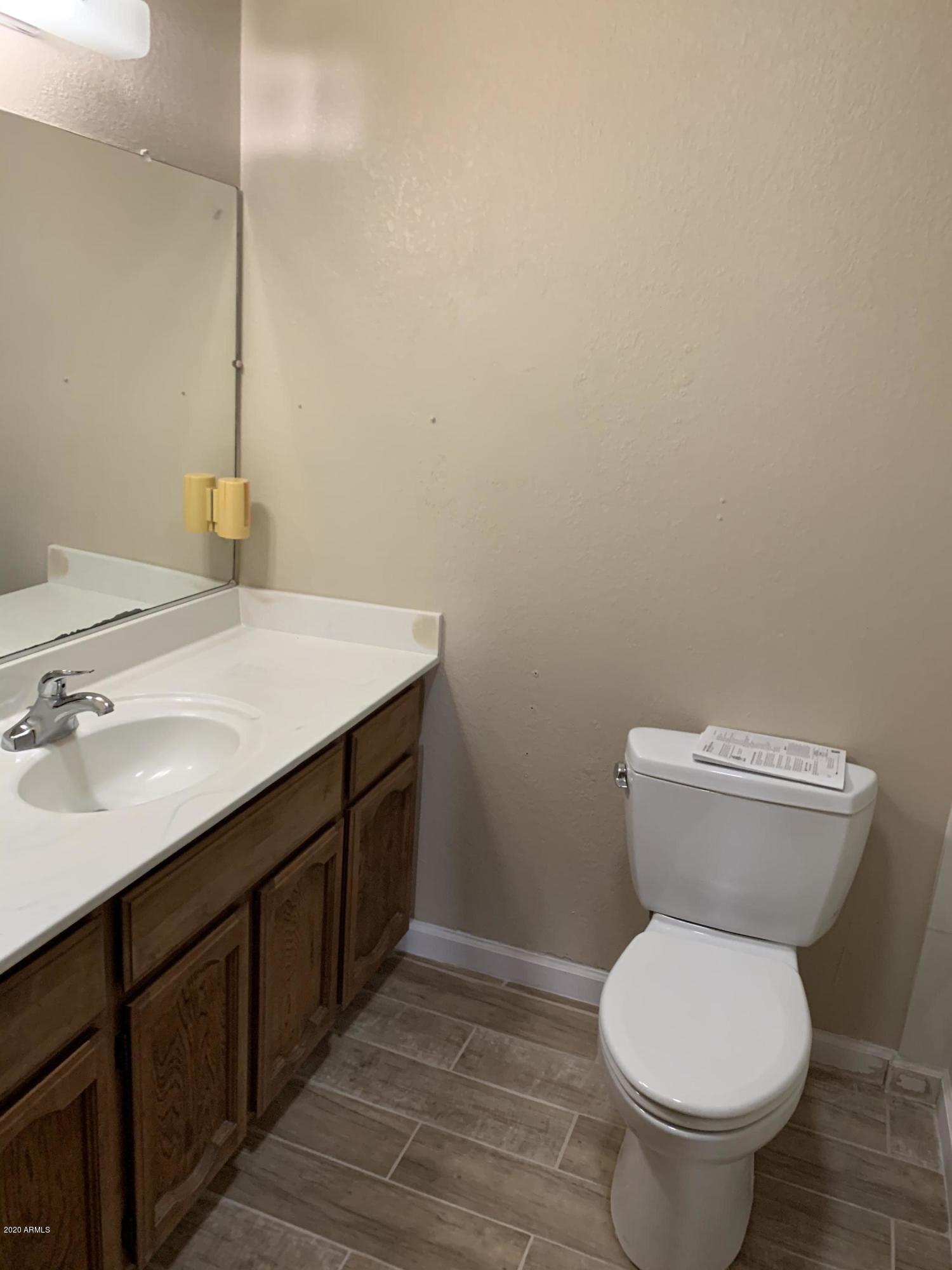 VISTA VILLAGE UNIT 3 - Residential Lease
