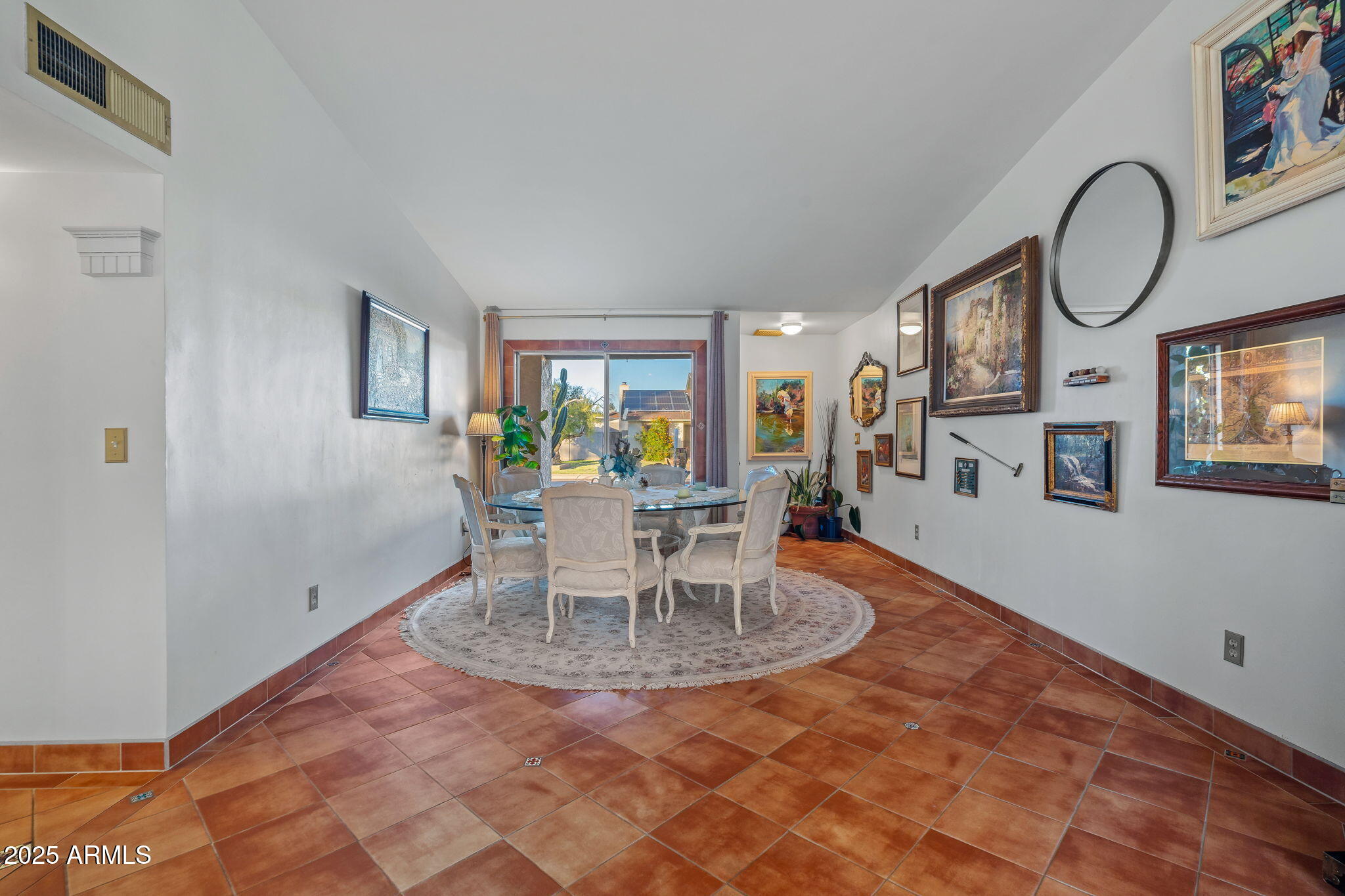 4841 E DESERT VIEW Drive