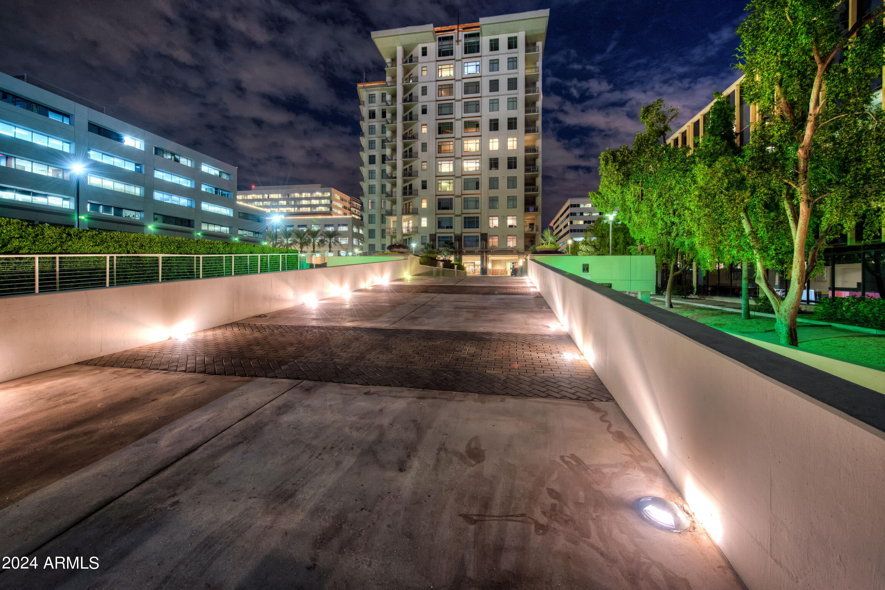 2211 E CAMELBACK Road 505