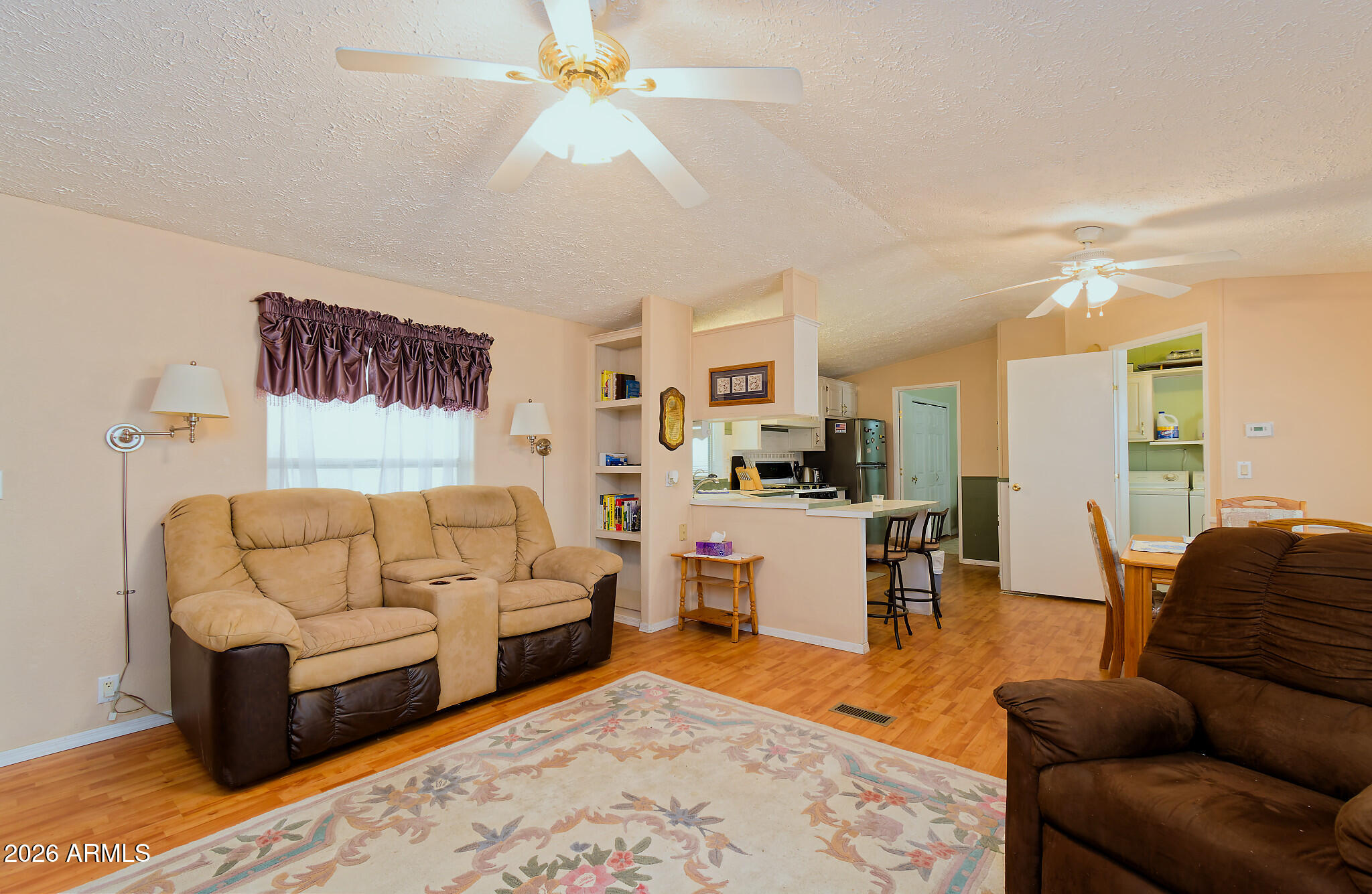 490 N MOON MOUNTAIN Avenue 6