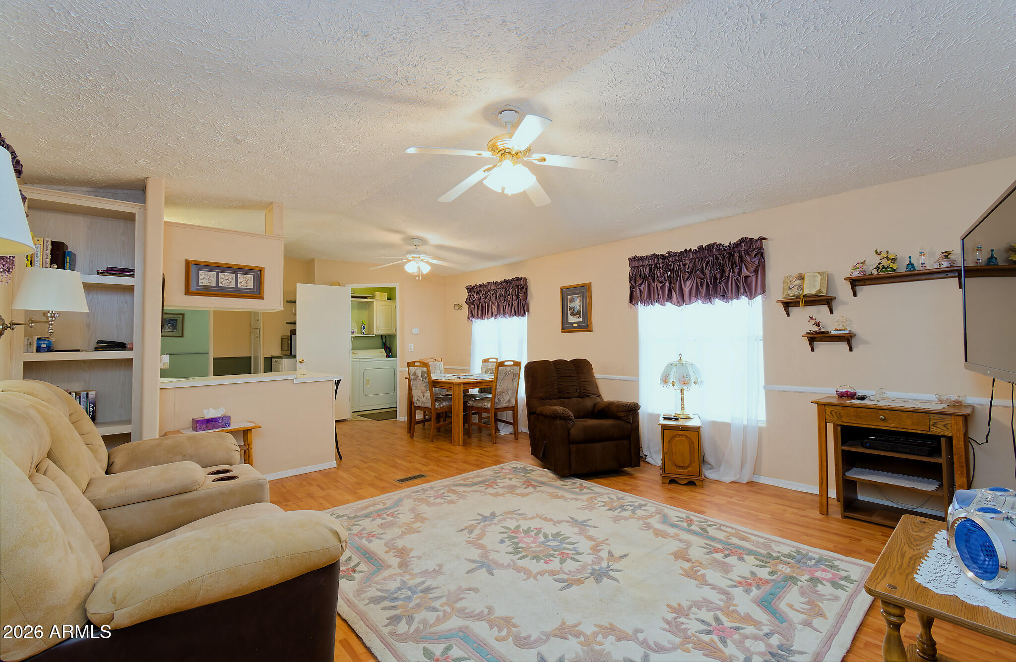 490 N MOON MOUNTAIN Avenue 6