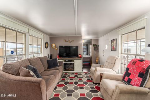 Manufactured Home in Apache Junction AZ 11425 UNIVERSITY Drive.jpg