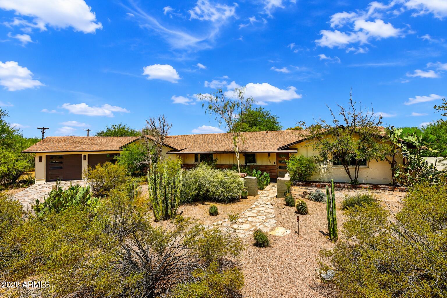 2318 N 57TH Place