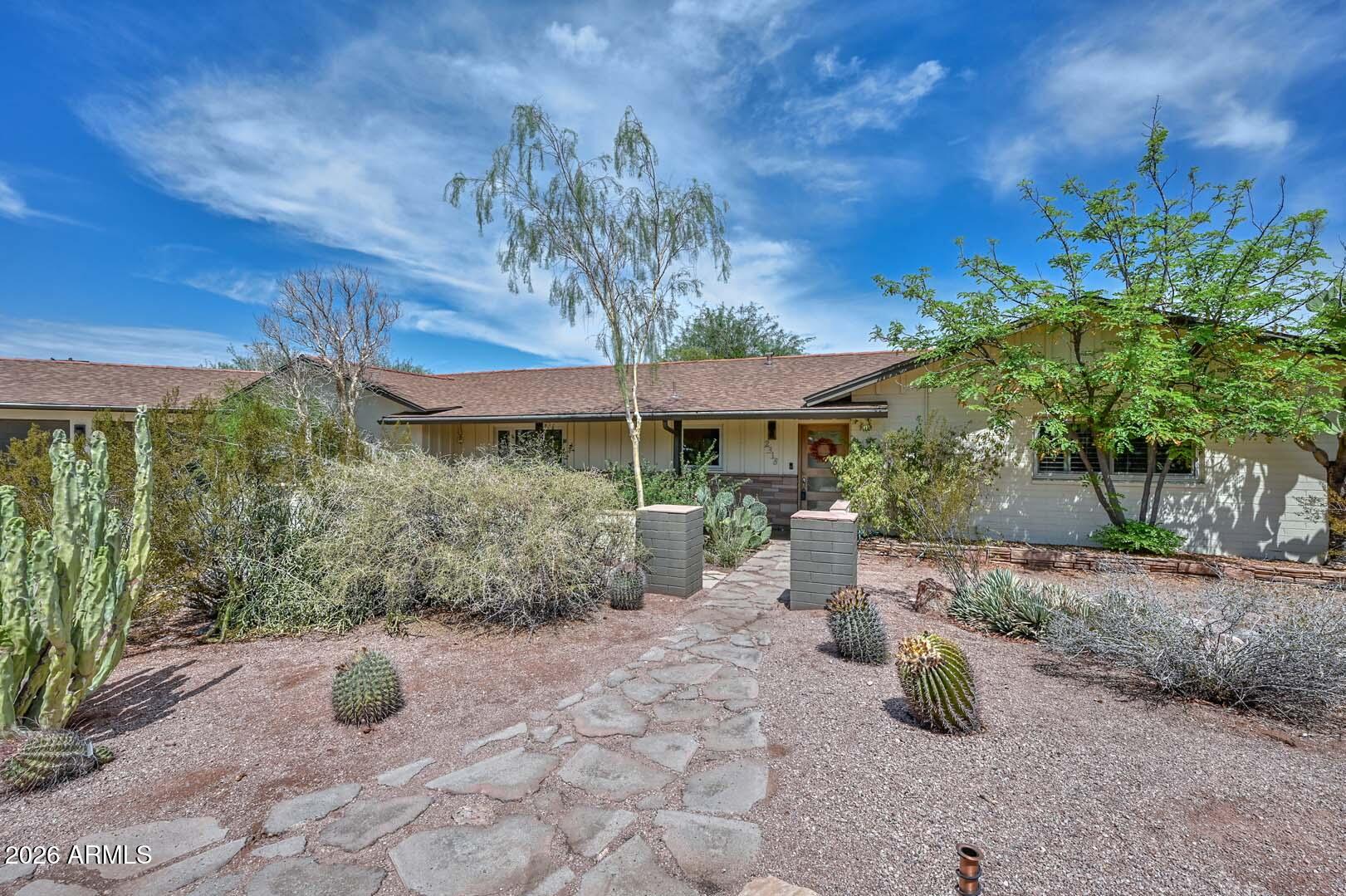 2318 N 57TH Place