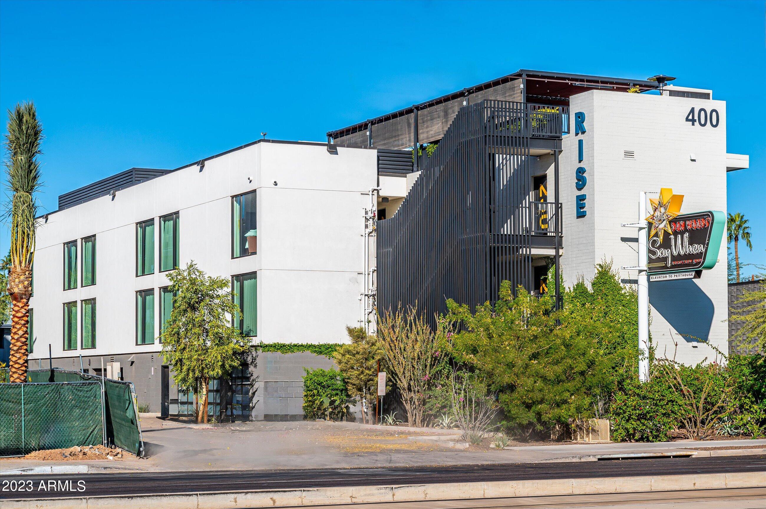 PARK FIFTH AVENUE CONDOMINIUMS - Land