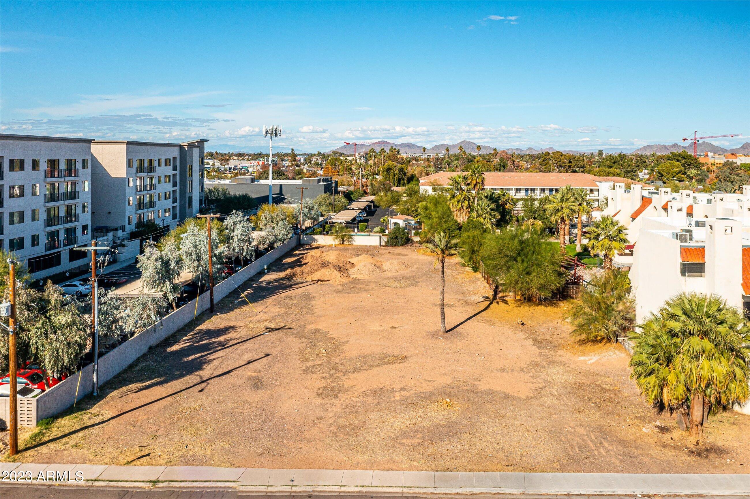 PARK FIFTH AVENUE CONDOMINIUMS - Land