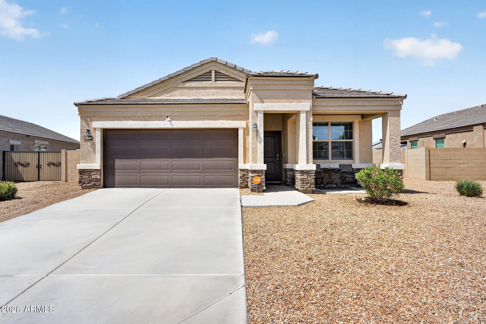 25666 W DESERT Drive