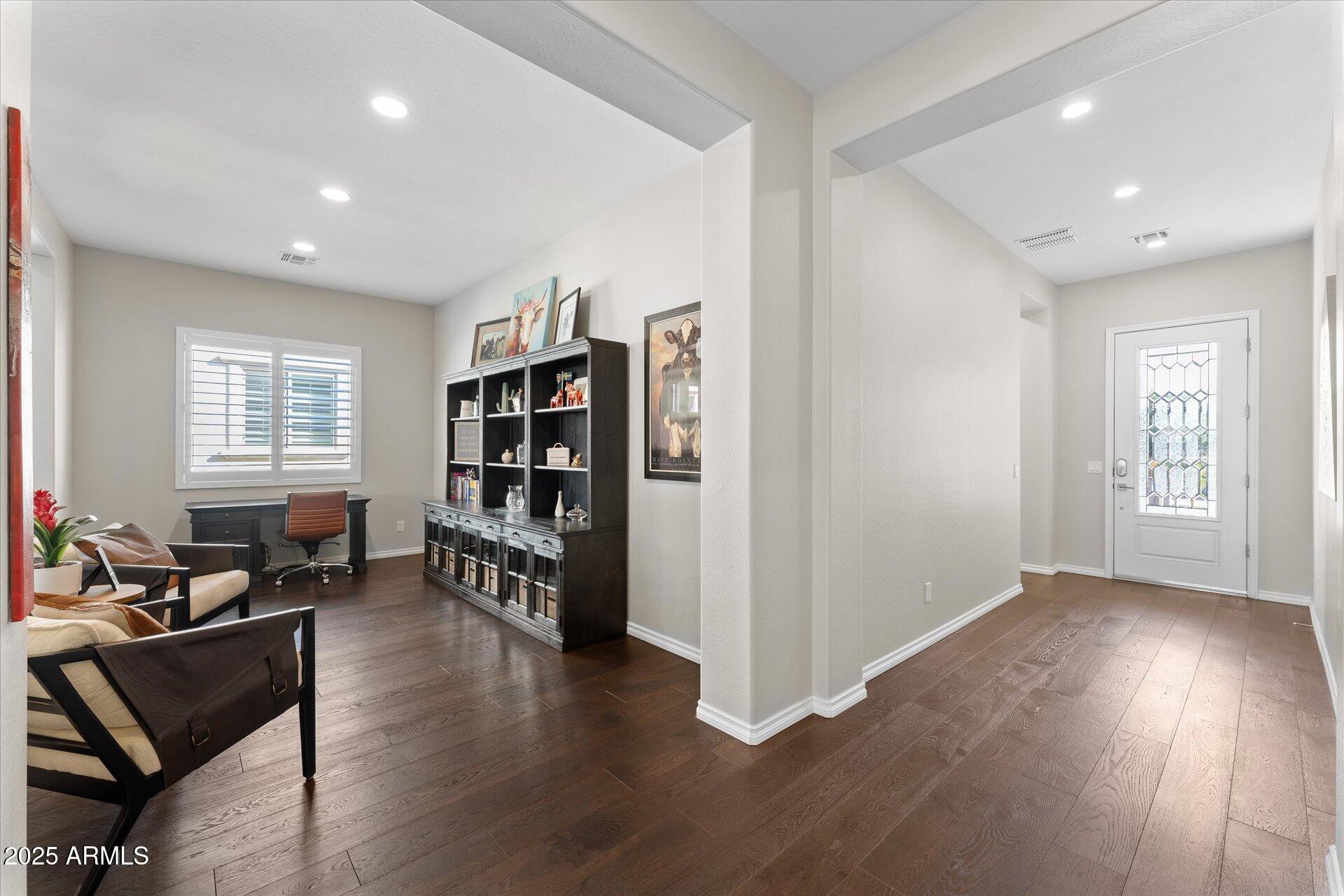 122 E ORANGE BLOSSOM Path