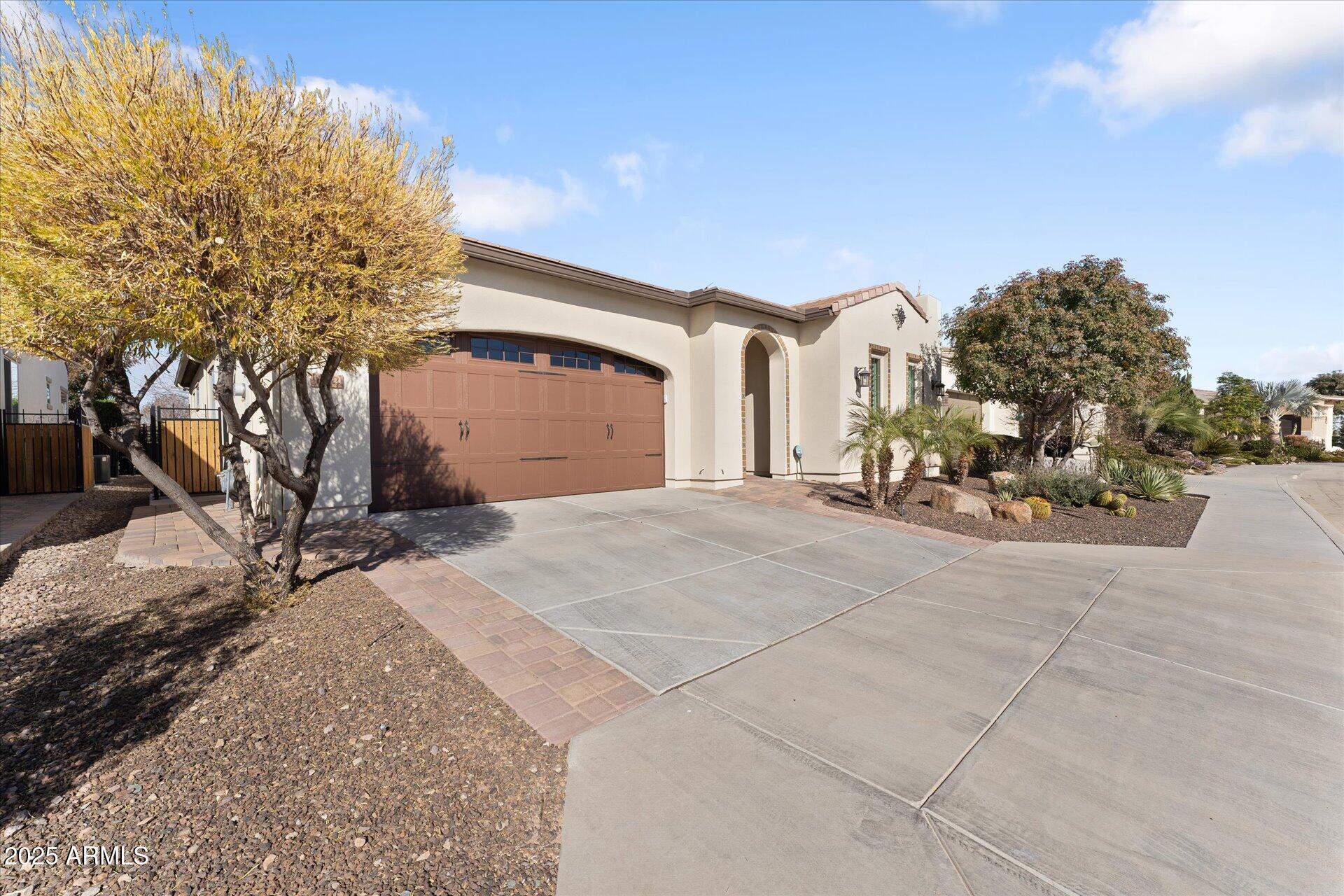 122 E ORANGE BLOSSOM Path