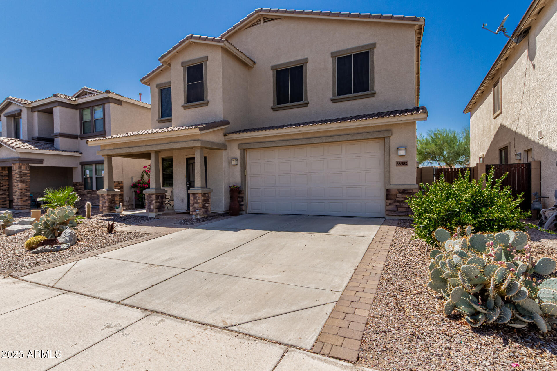 28582 N SUNSET Drive