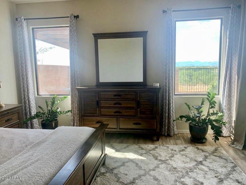REFLECTIONS AT VALIENTE - Residential