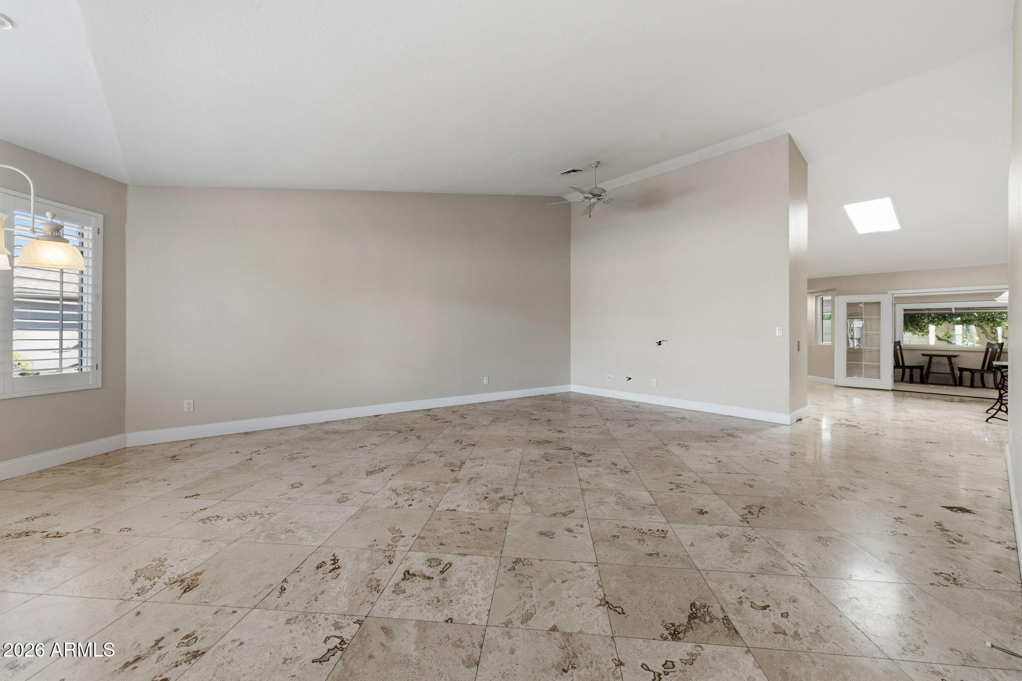 2756 LEISURE WORLD --