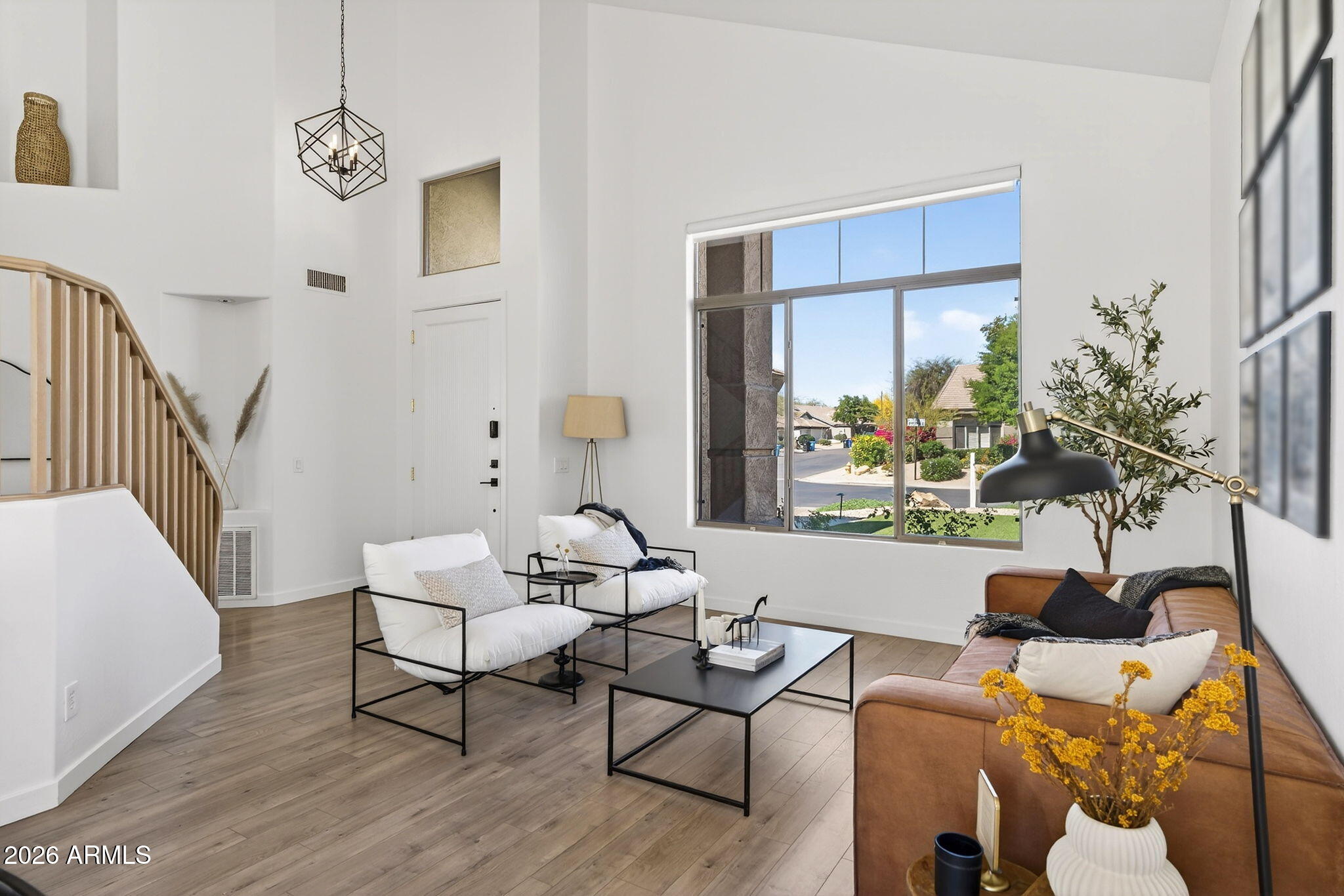 6735 E GELDING Drive