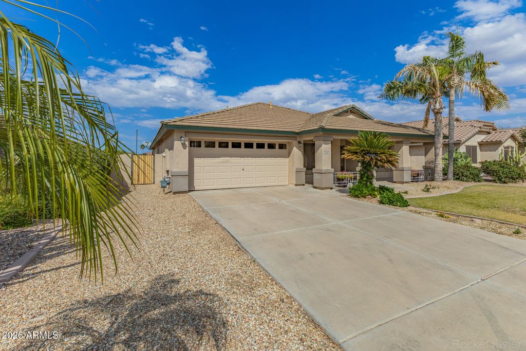 Photo of 3930 E Simpson Road, Gilbert, AZ 85297 (MLS # 6996382)