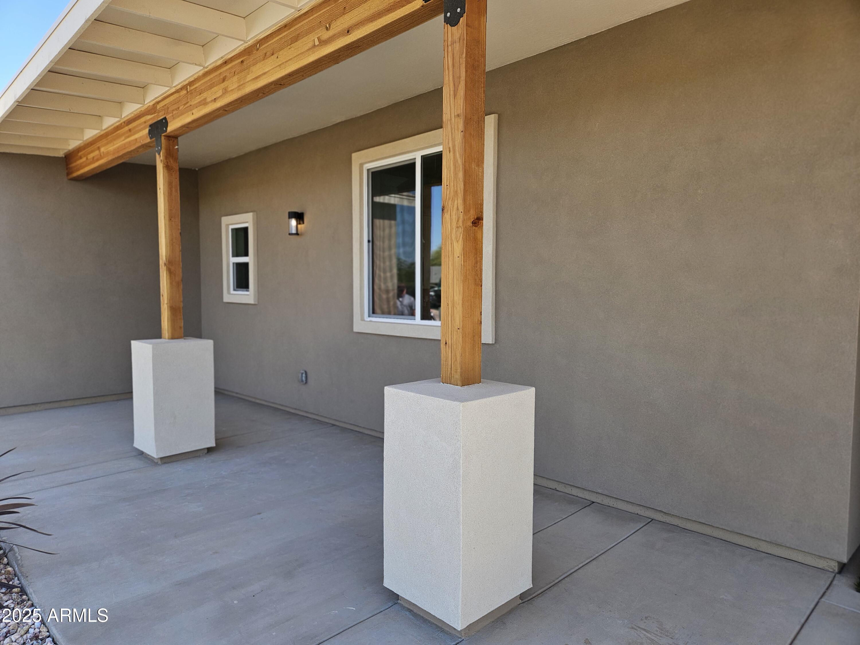 4433 E PINTO Drive